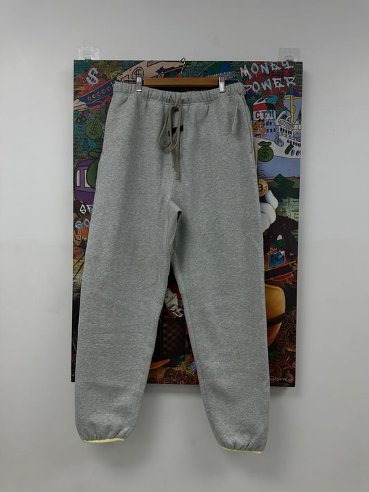 Essentials Sweats Seal New Medium With Tags