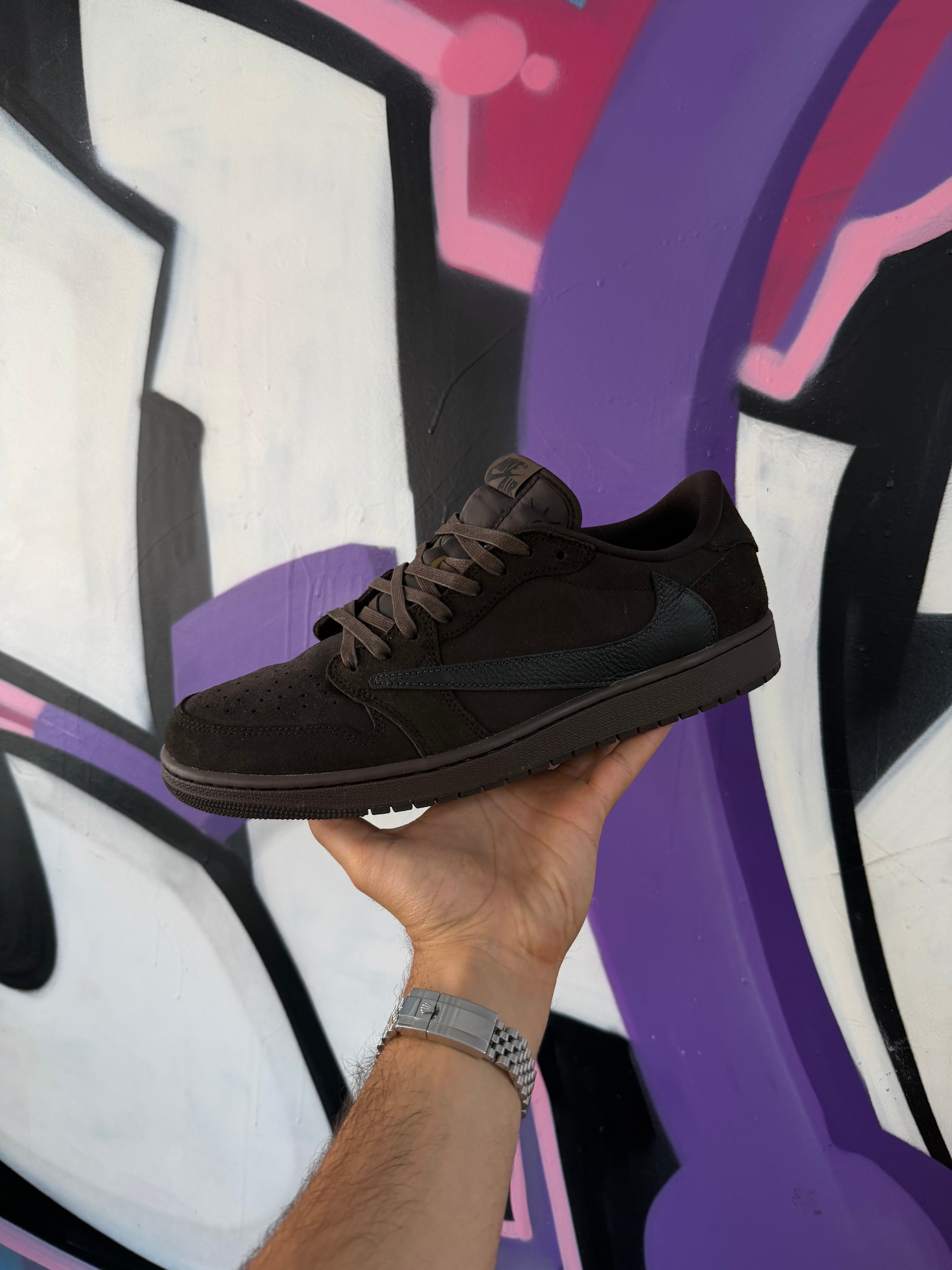 Jordan 1 Low Travis Scott Brown Velvet Sneakers