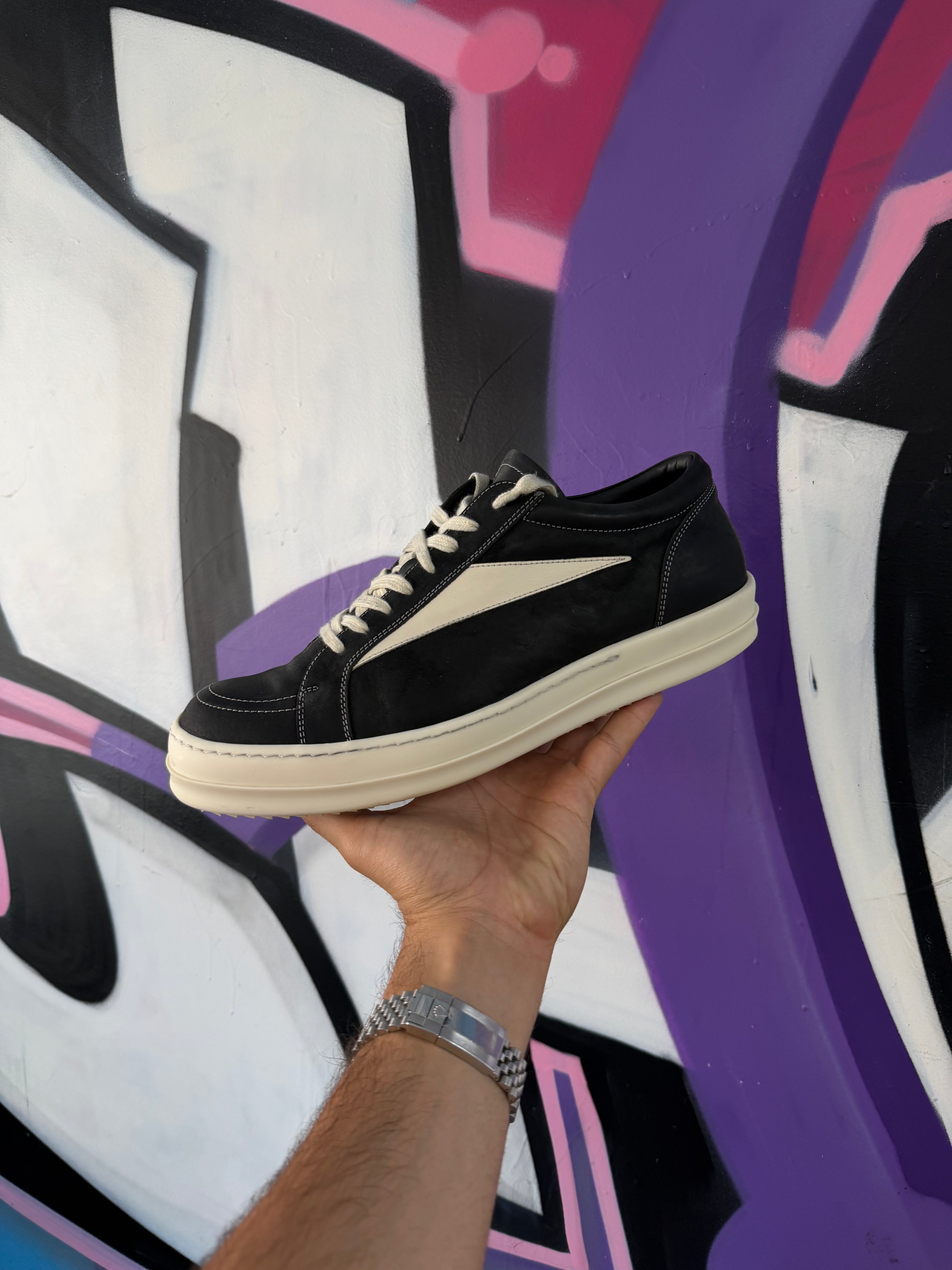 Rick Owens Black 'Mainline' Vintage Low Sneakers