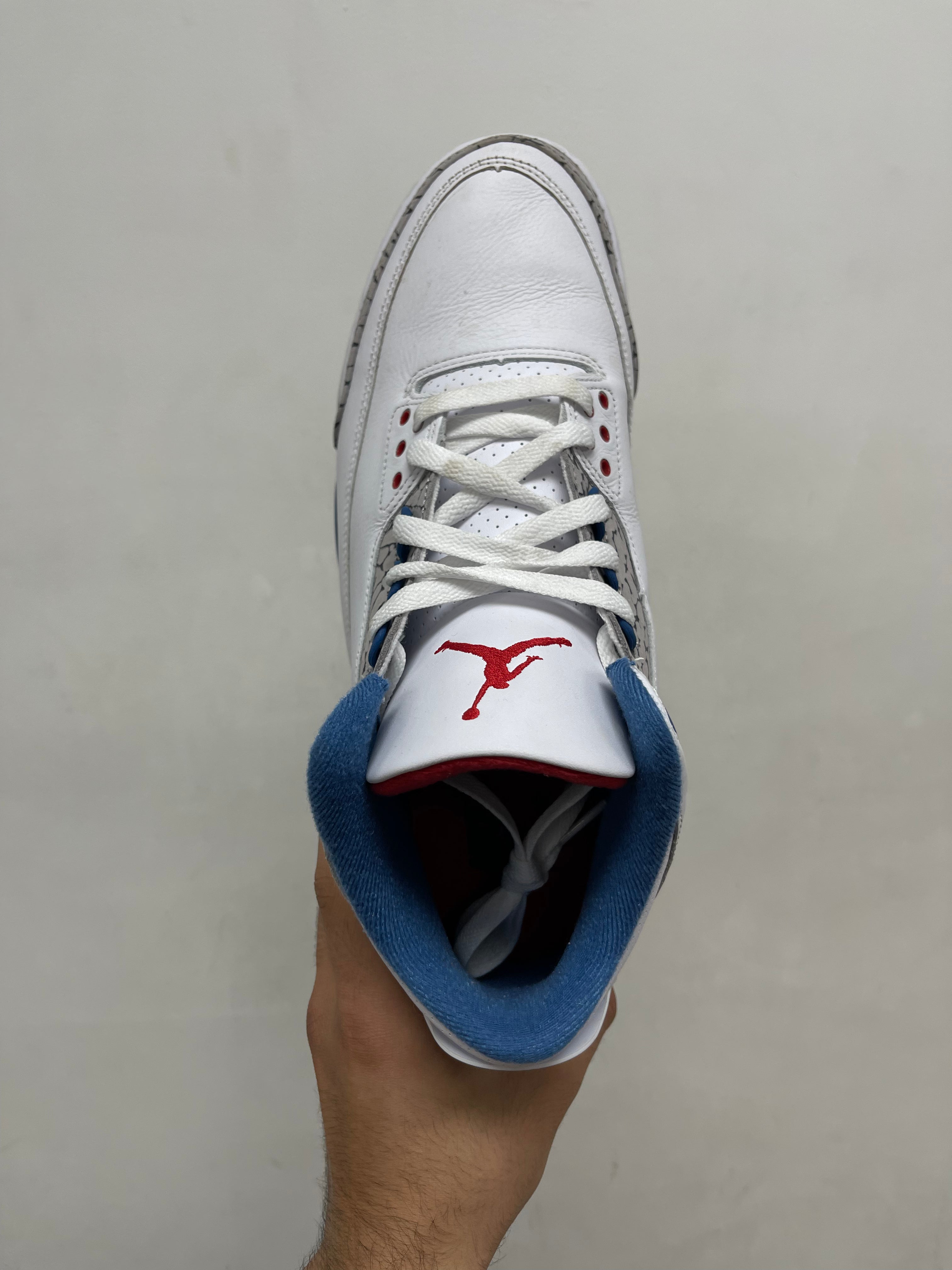 Jordan 3 True Blue Sneakers