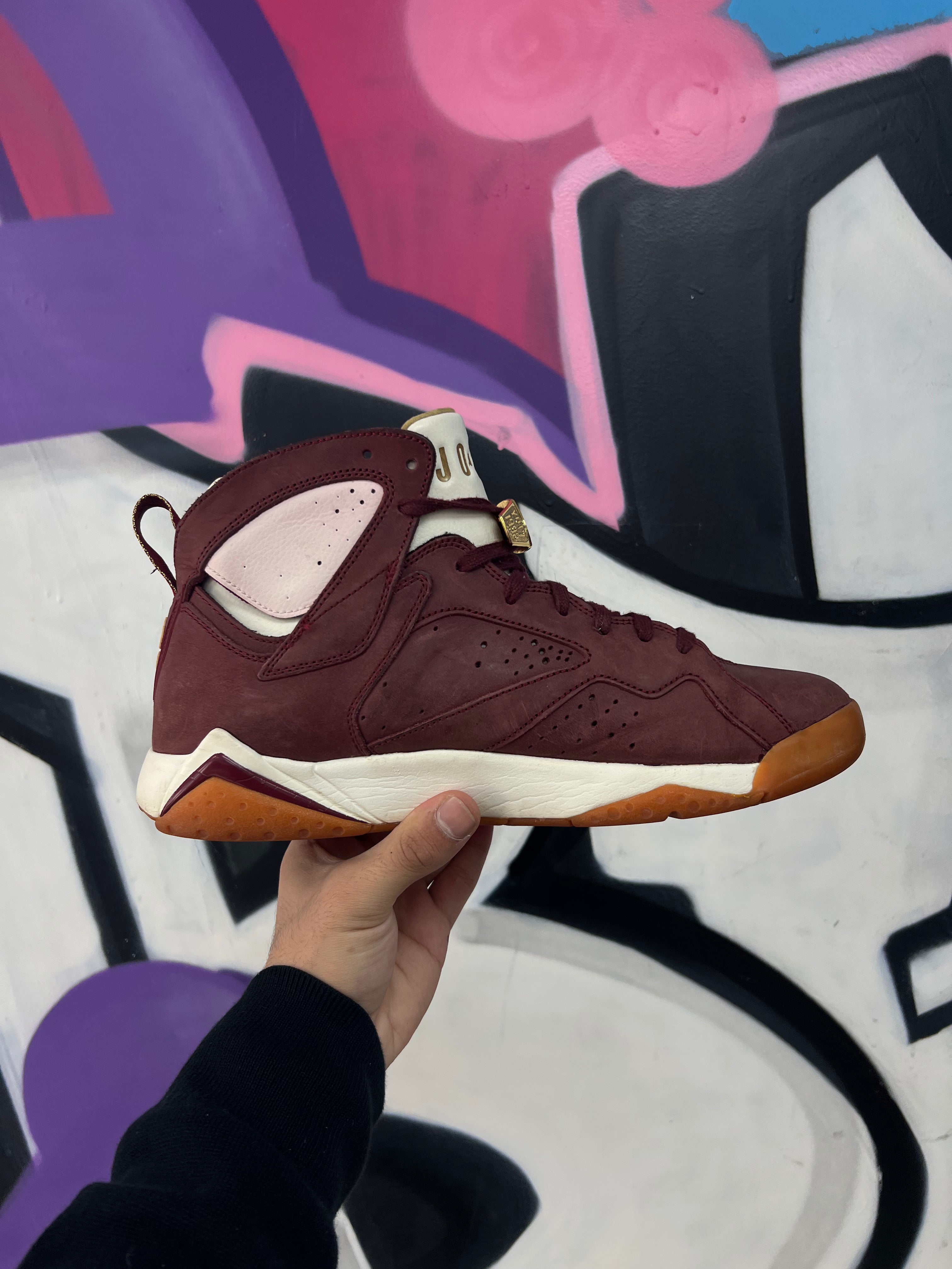 Jordan 7 Championship Pack Cigar Sneakers