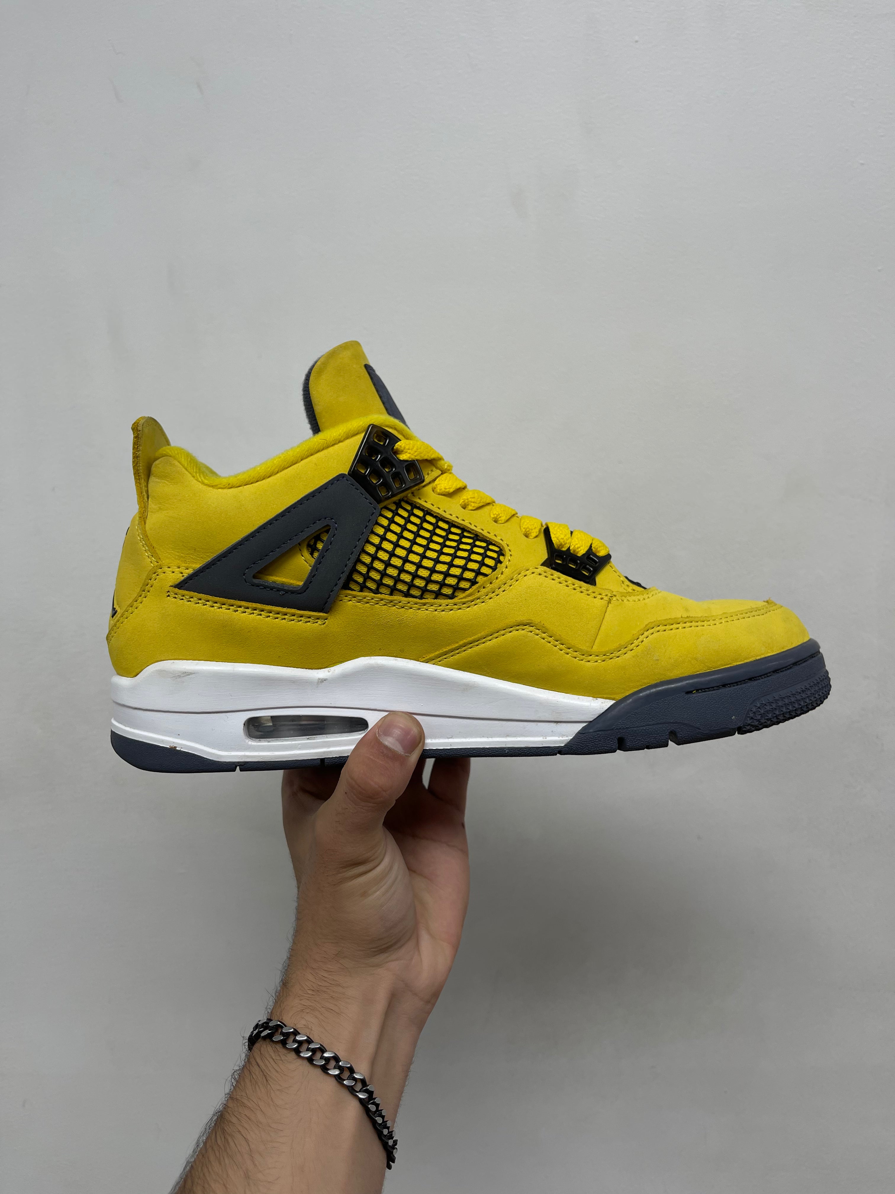 Jordan 4 Lightning Sneakers