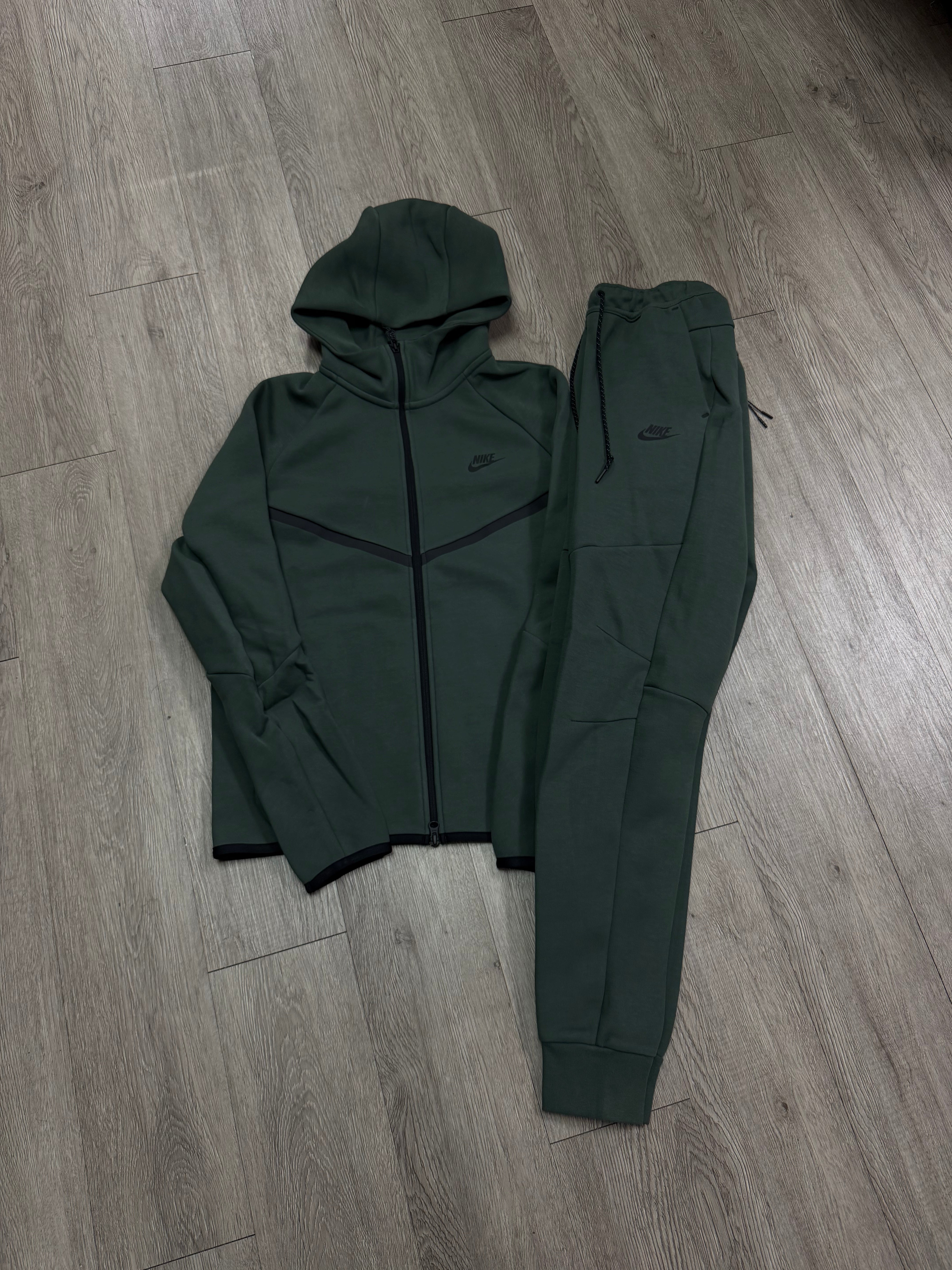 Nike Teal Tech Sweatsuit