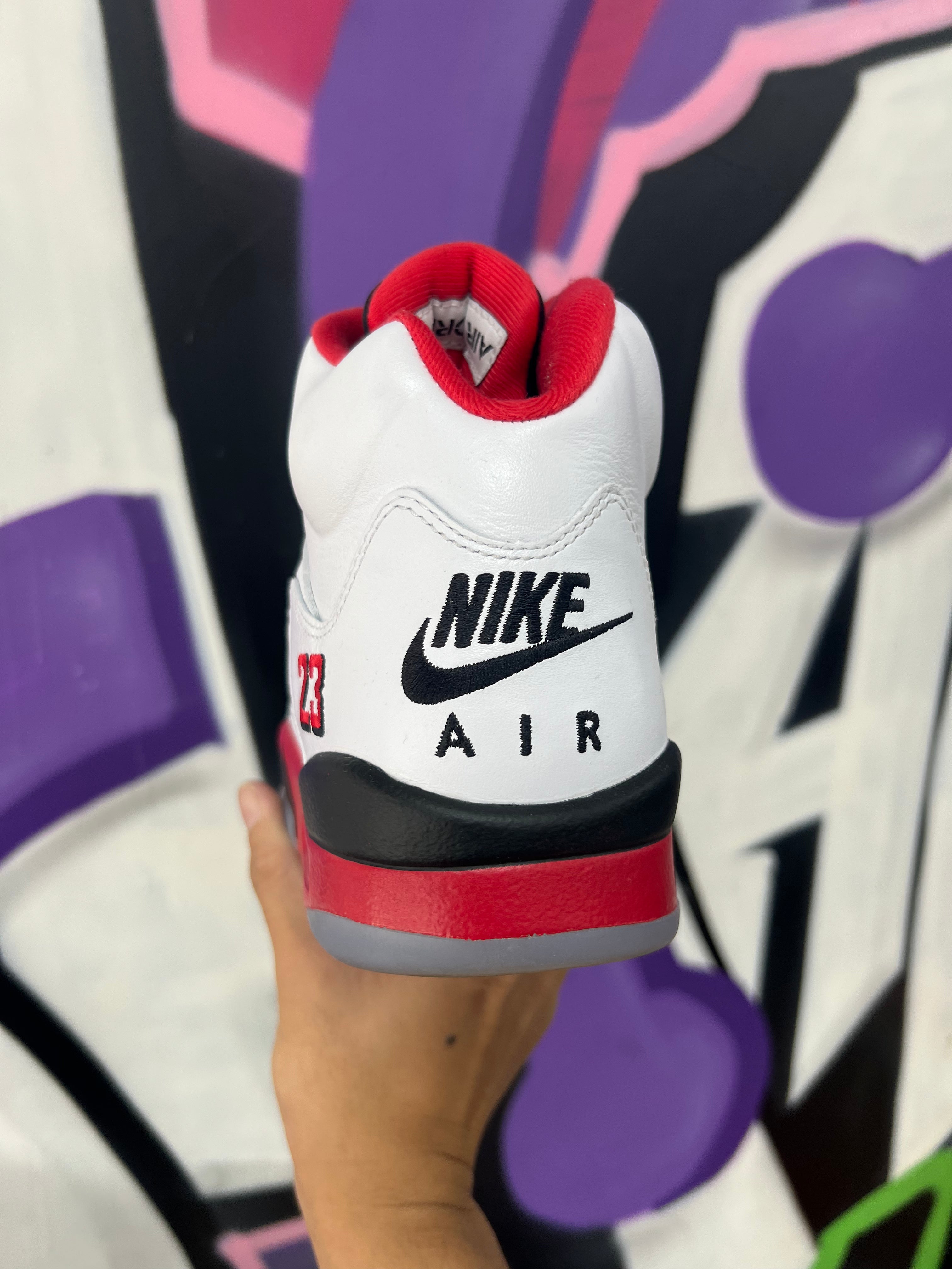Jordan 5 Fire Red Sneakers