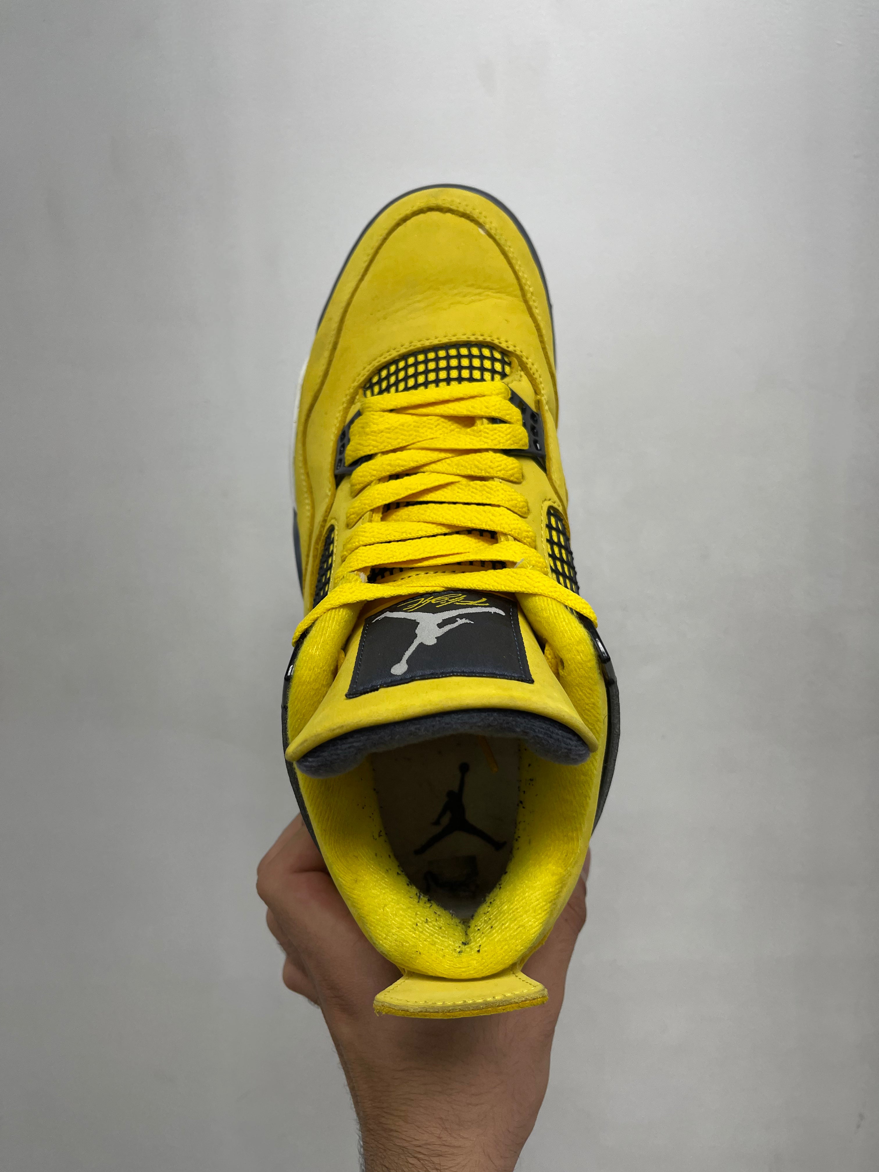 Jordan 4 Lightning Sneakers