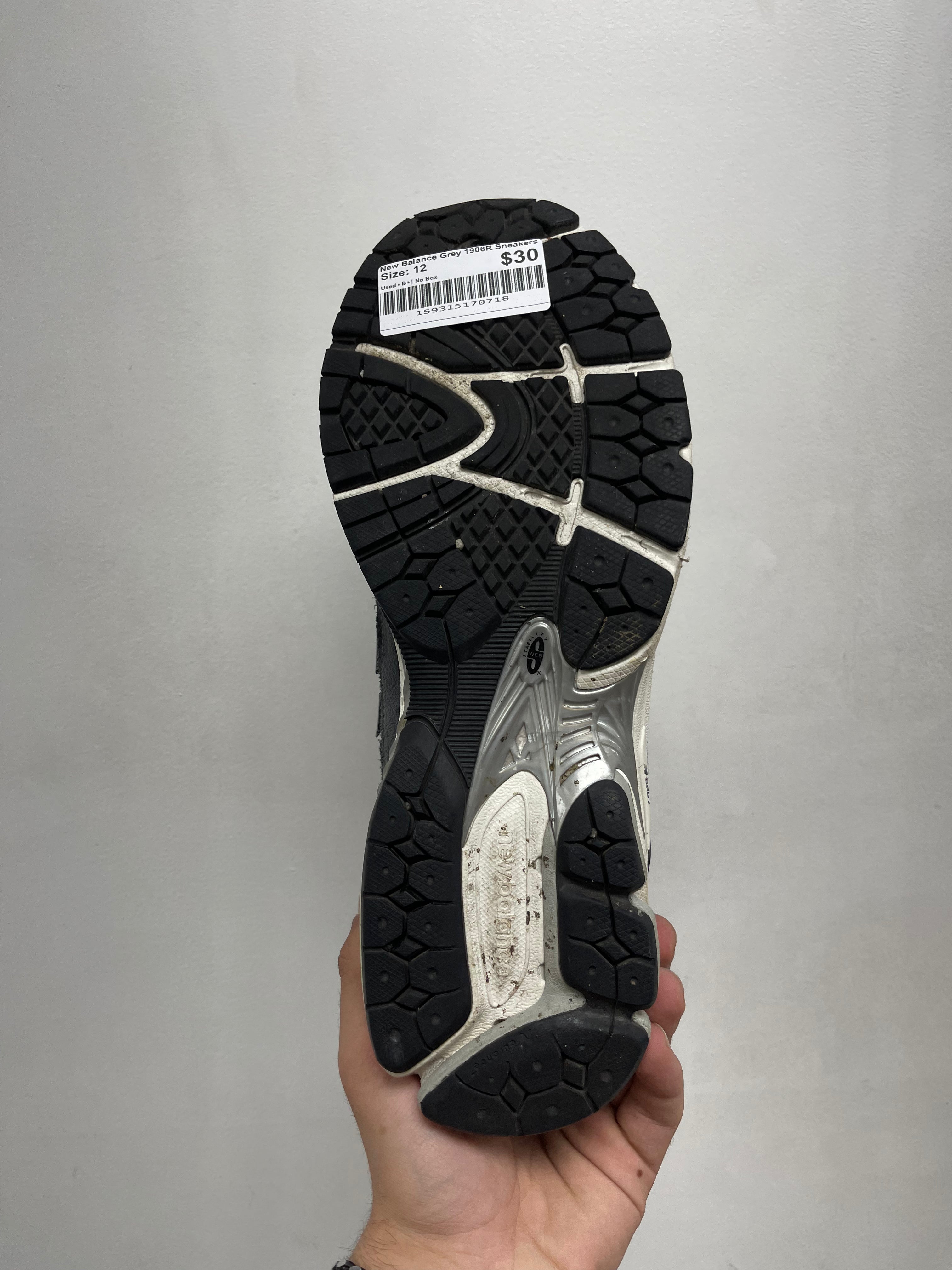 New Balance Grey 1906R Sneakers