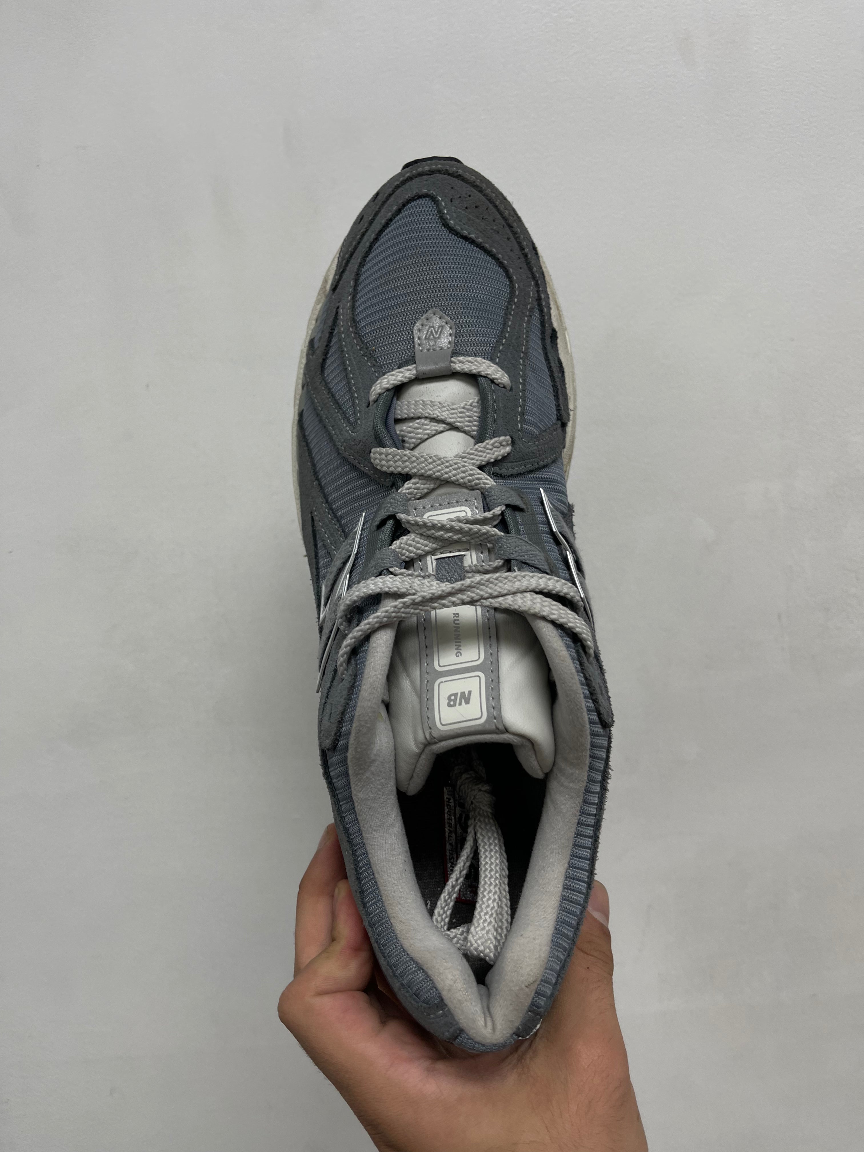 New Balance Grey 1906R Sneakers