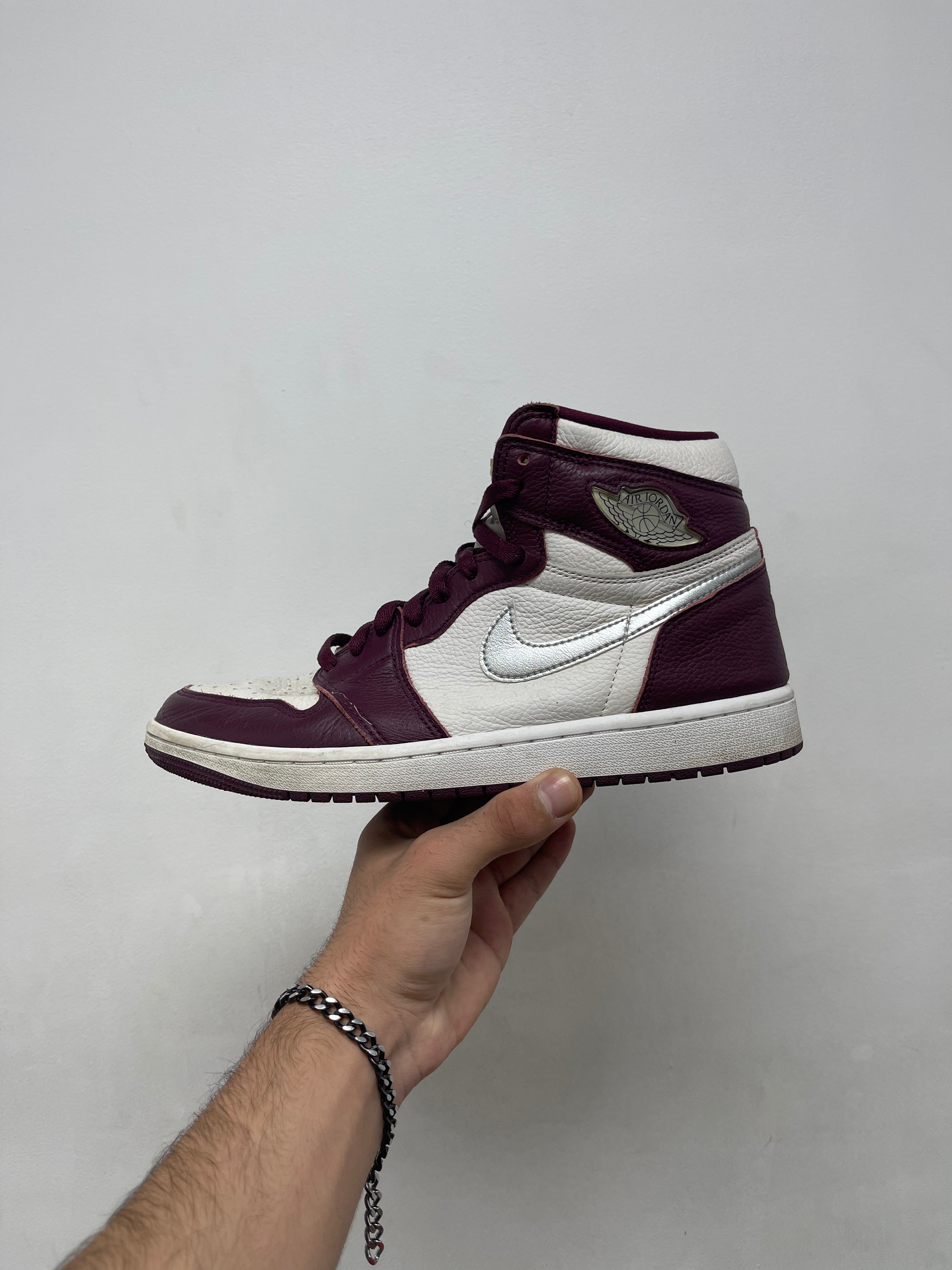 Jordan 1 Bordeaux Sneakers