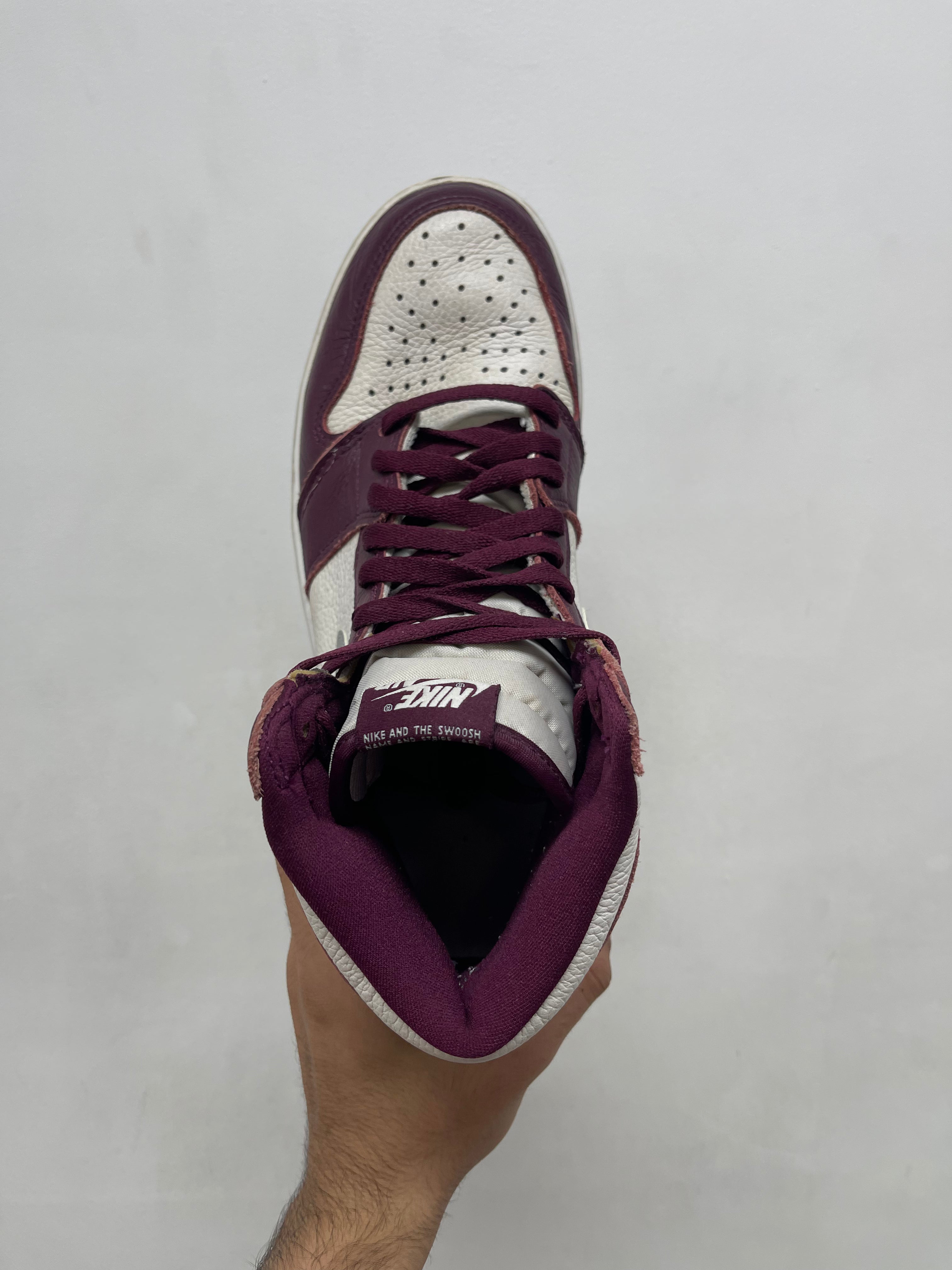 Jordan 1 Bordeaux Sneakers