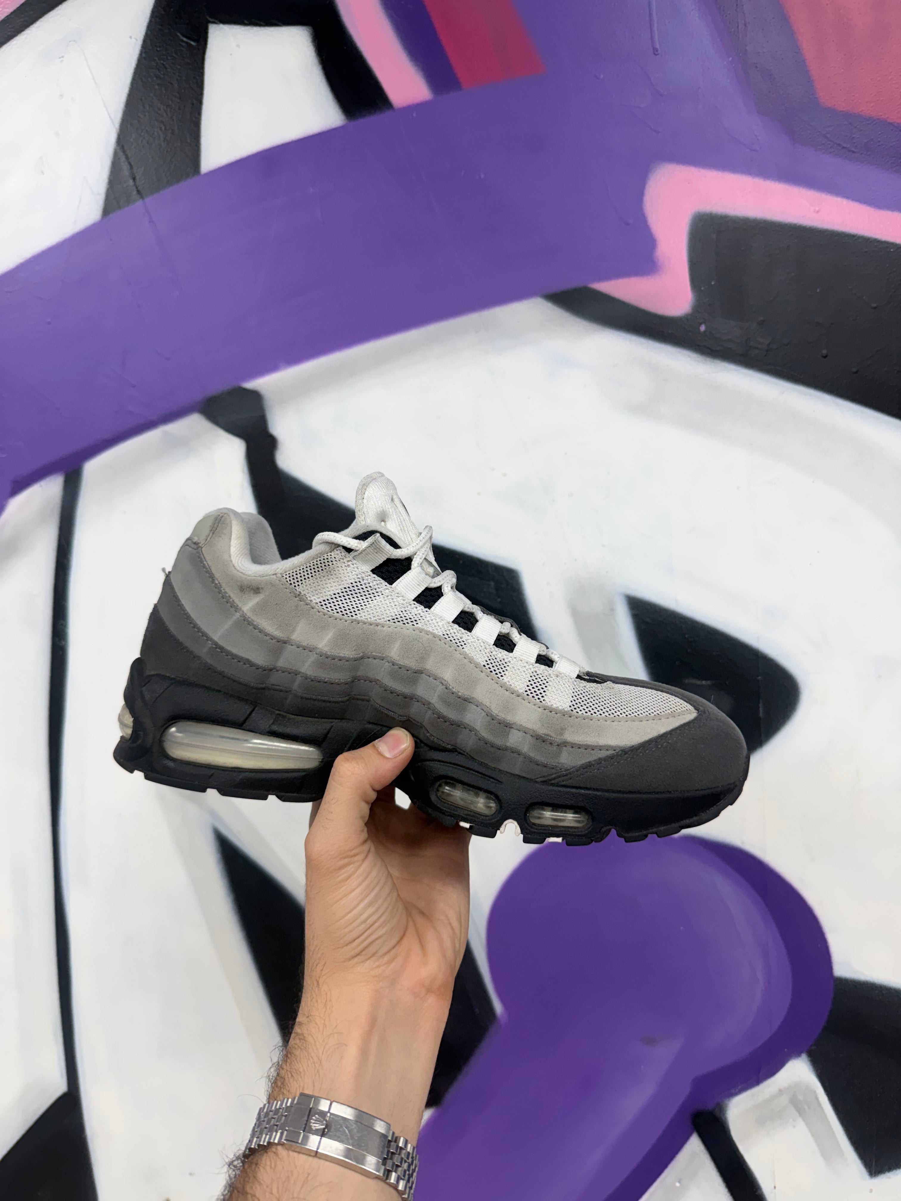 Nike AM95 Big Bubble Granite Sneakers