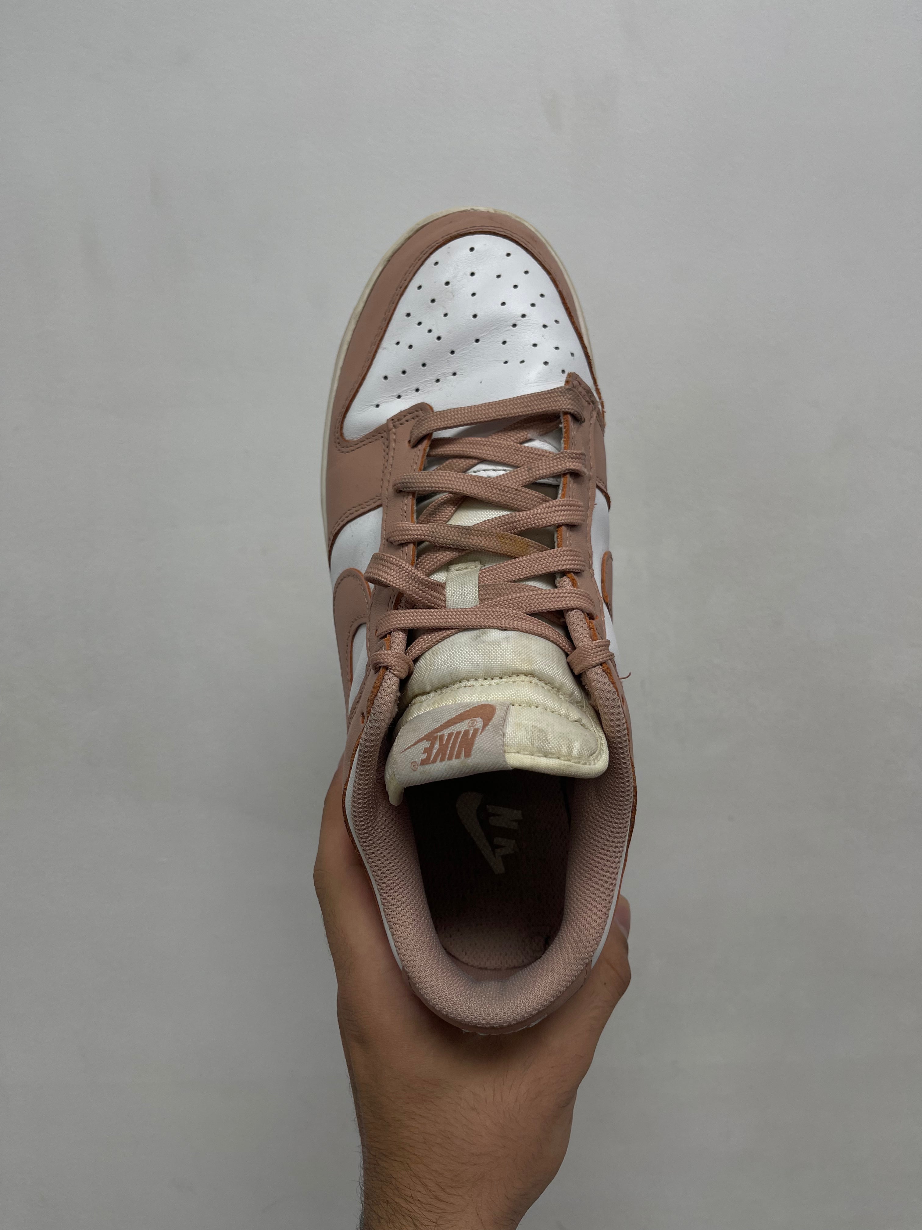 Nike Dunk Low Rose Whisper Sneakers
