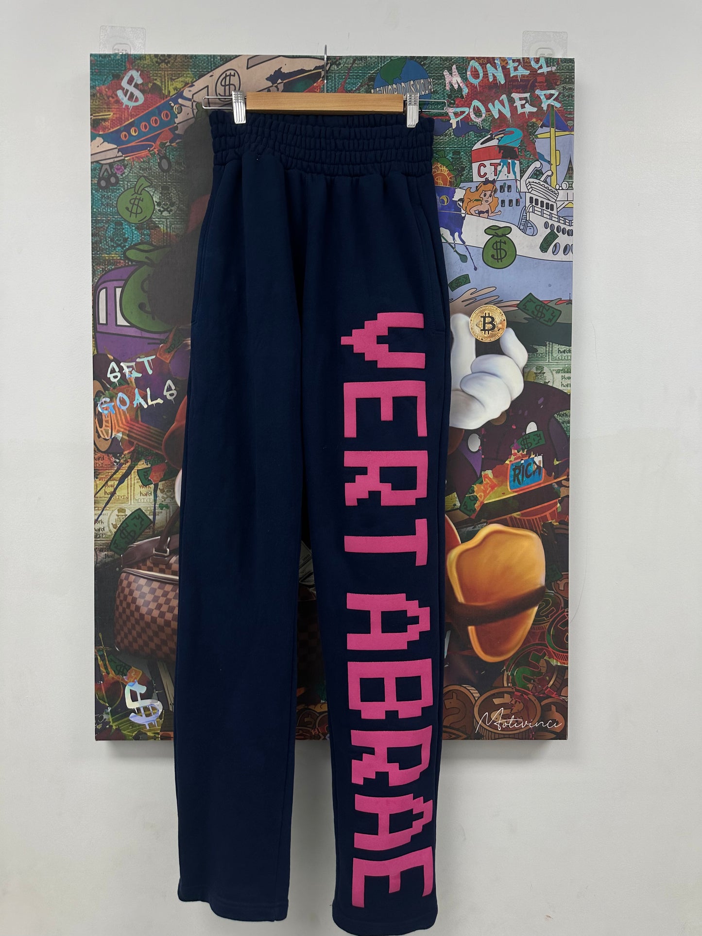 Vertabrae Sweats Navy Pink Used Large N/A