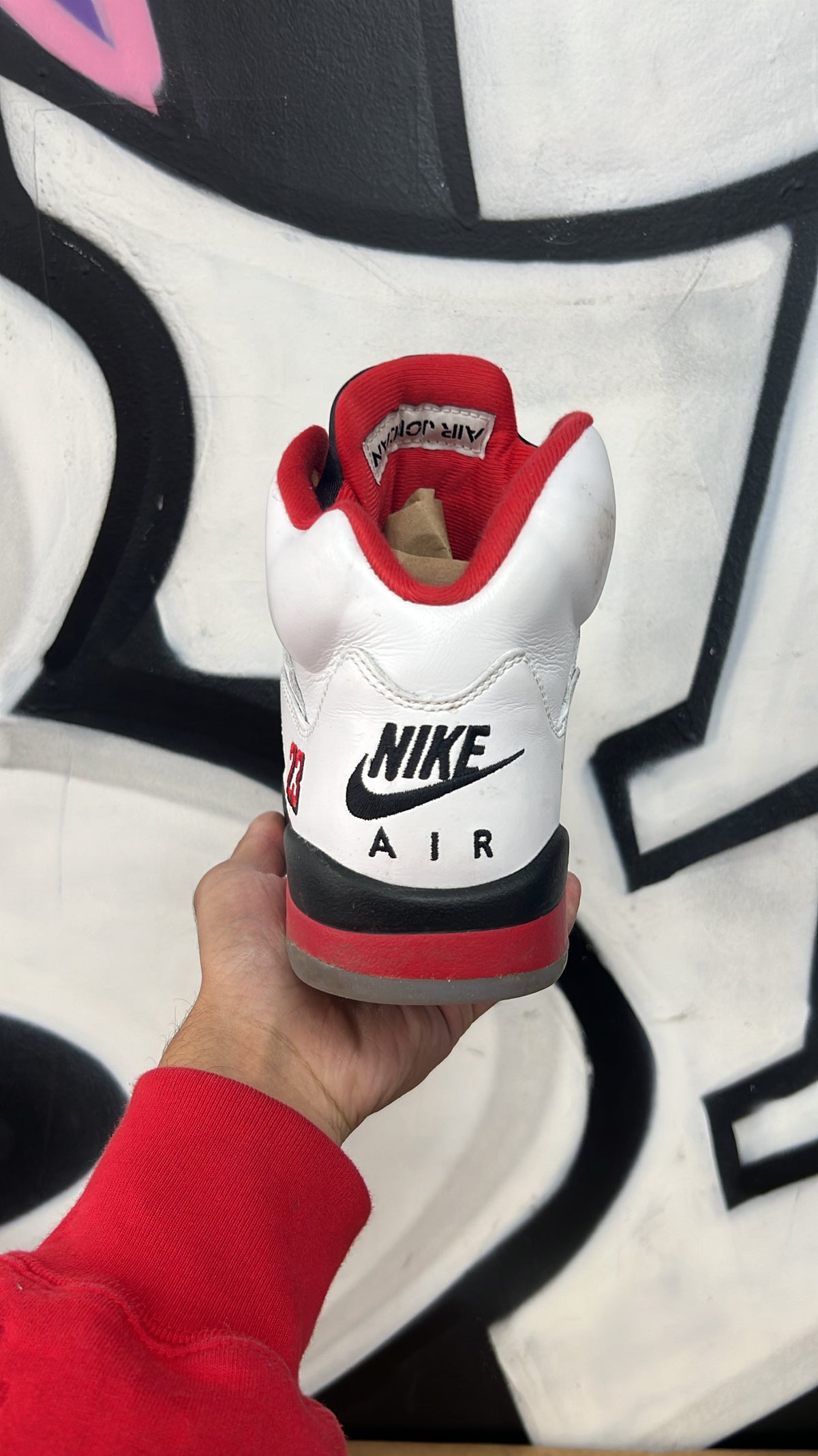 Jordan 5 Fire Red Sneakers