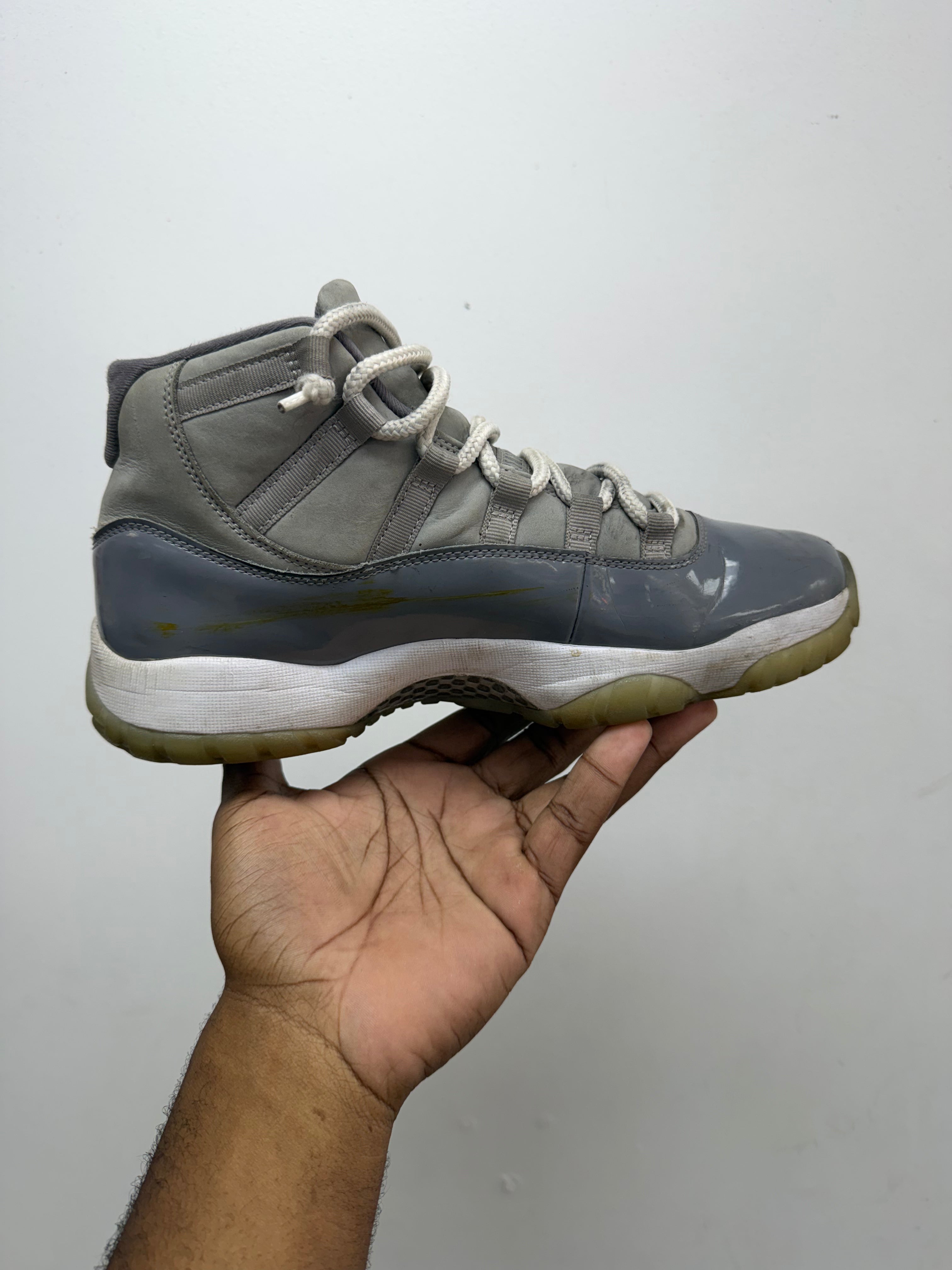 Jordan 11 Cool Grey Sneakers