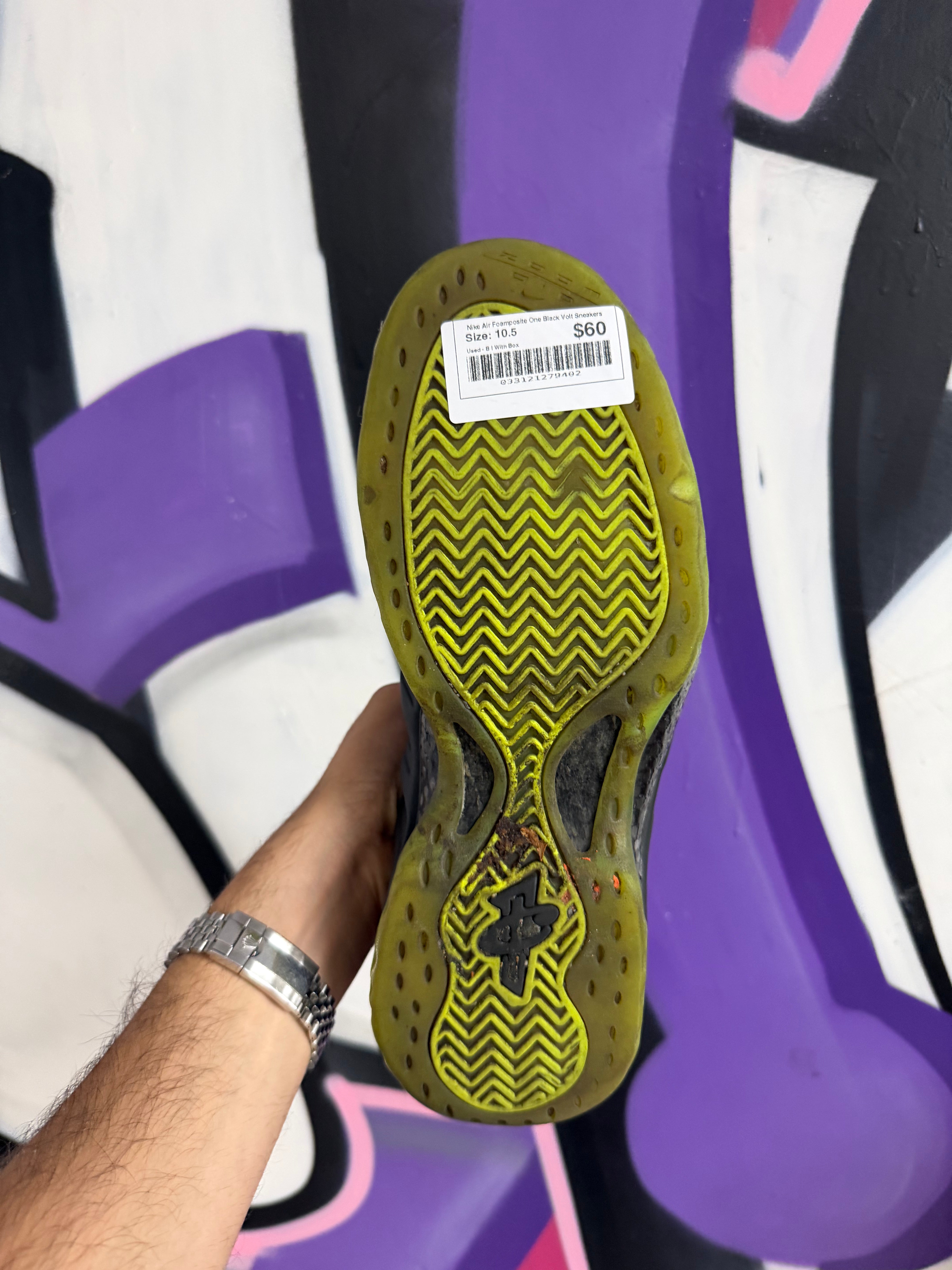 Nike Air Foamposite One Black Volt Sneakers