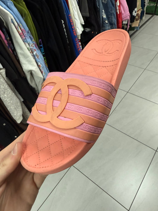 Chanel CC Logo Slides Pink Orange Used 40 (US 7) With Box