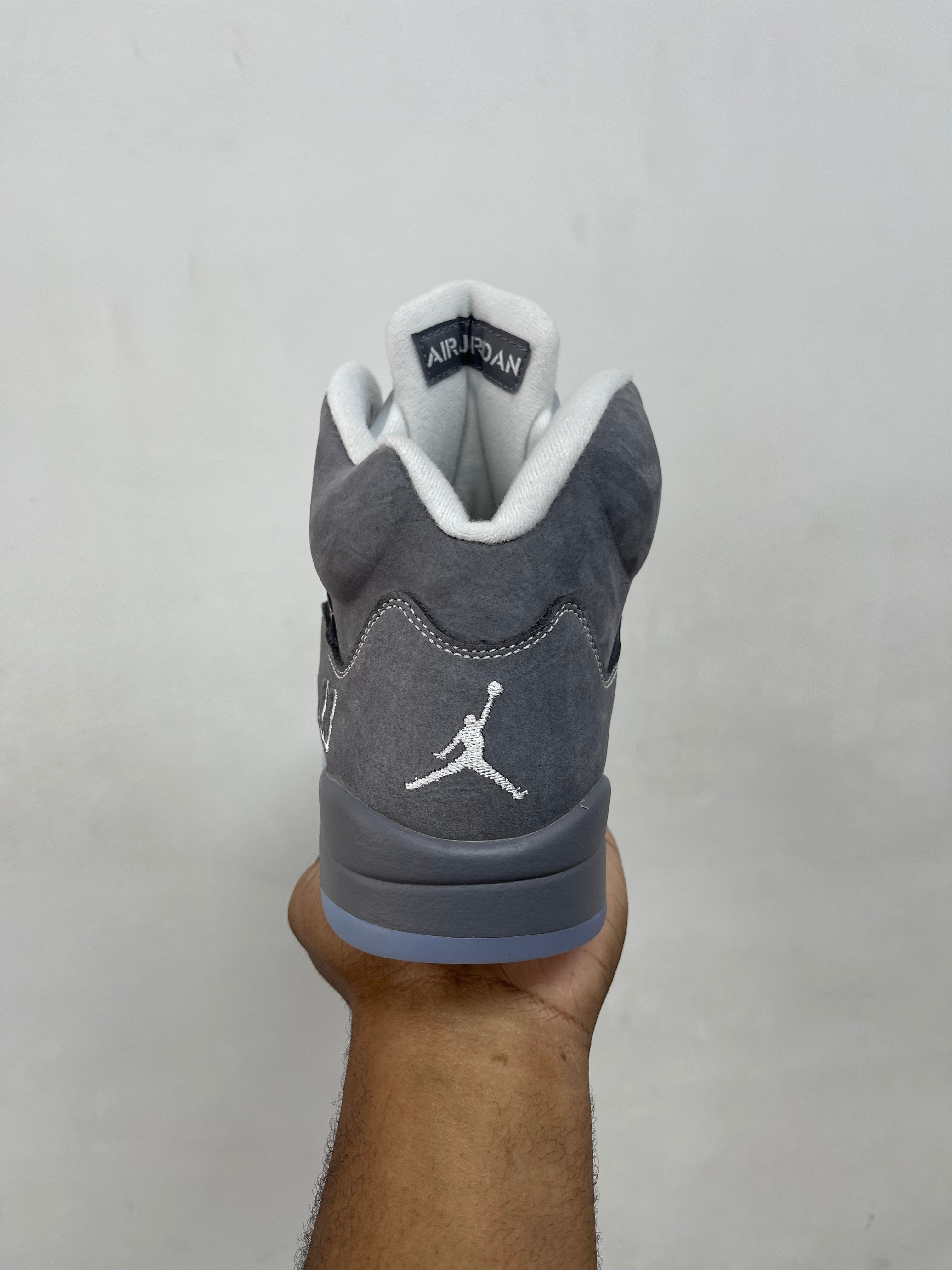Jordan 5 Wolf Grey Sneakers