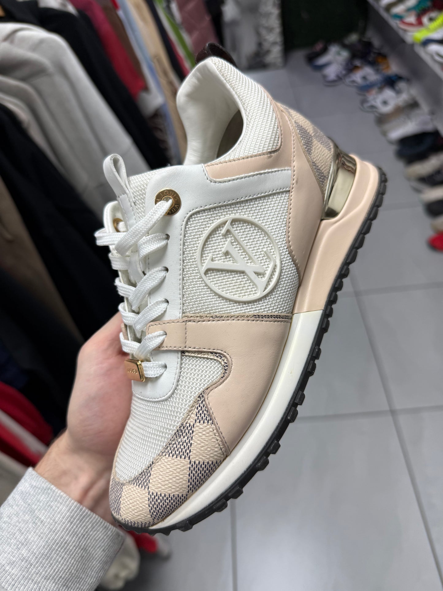 LV Runaway Stepper Pink White Used 36.5LV (US 5) No Box