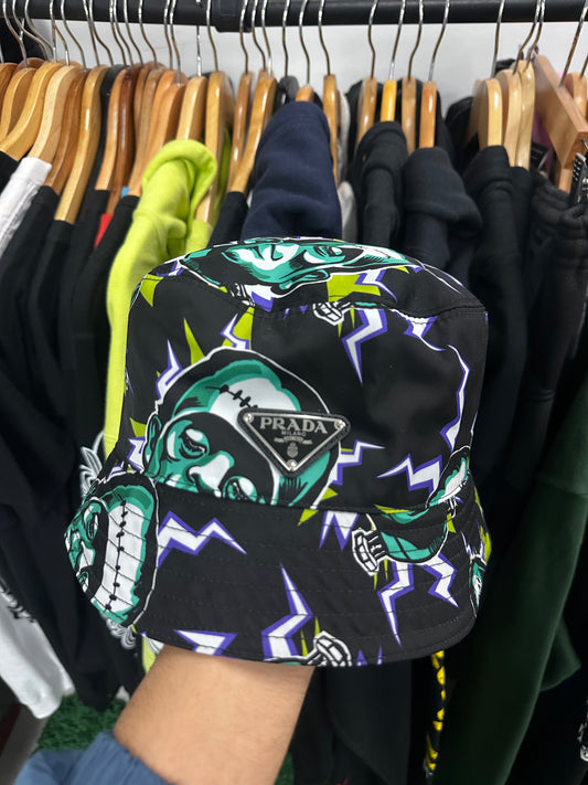 Prada Frankenstein Bucket Hat Used XL