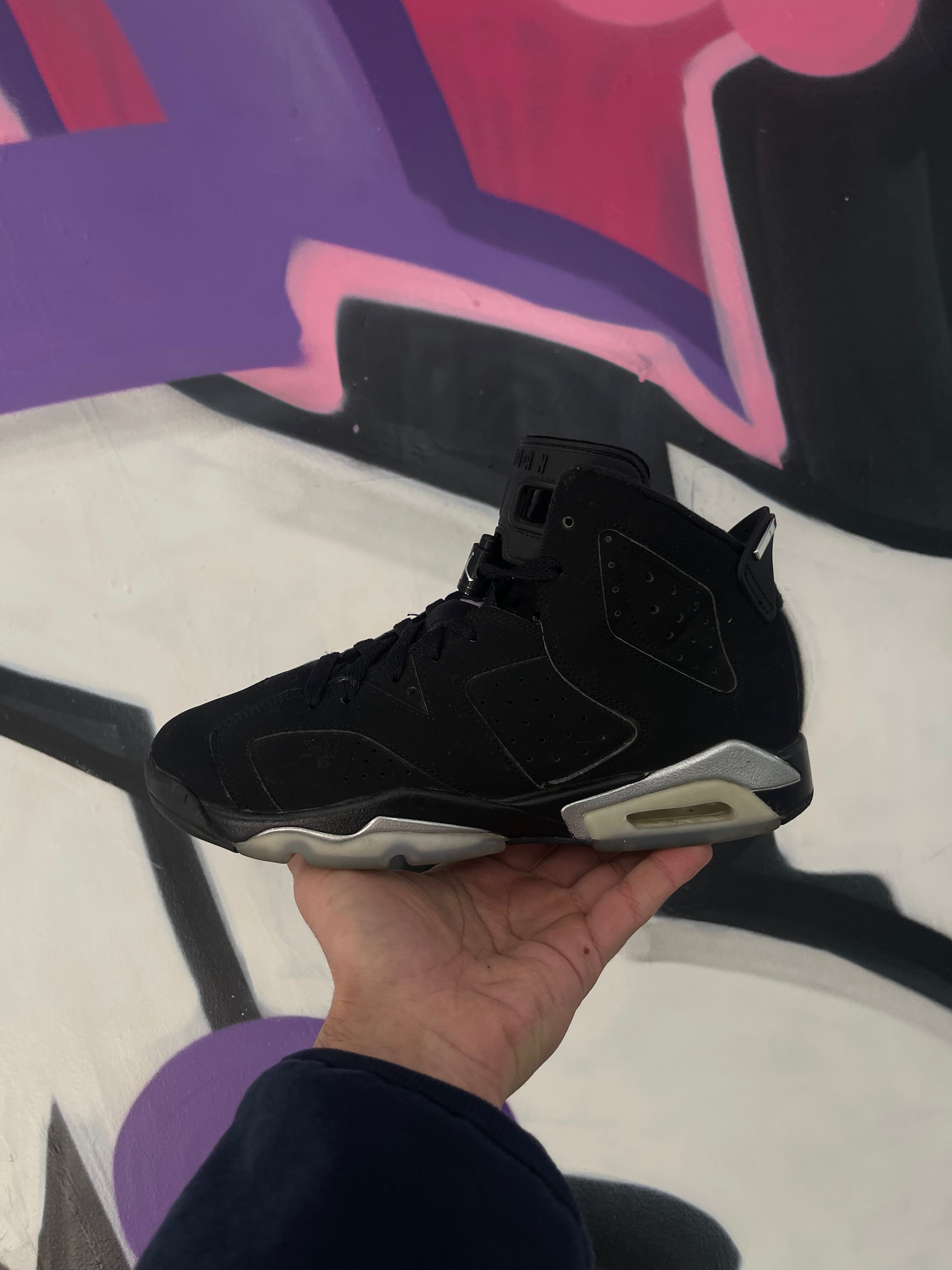 Jordan 6 Chrome Sneakers