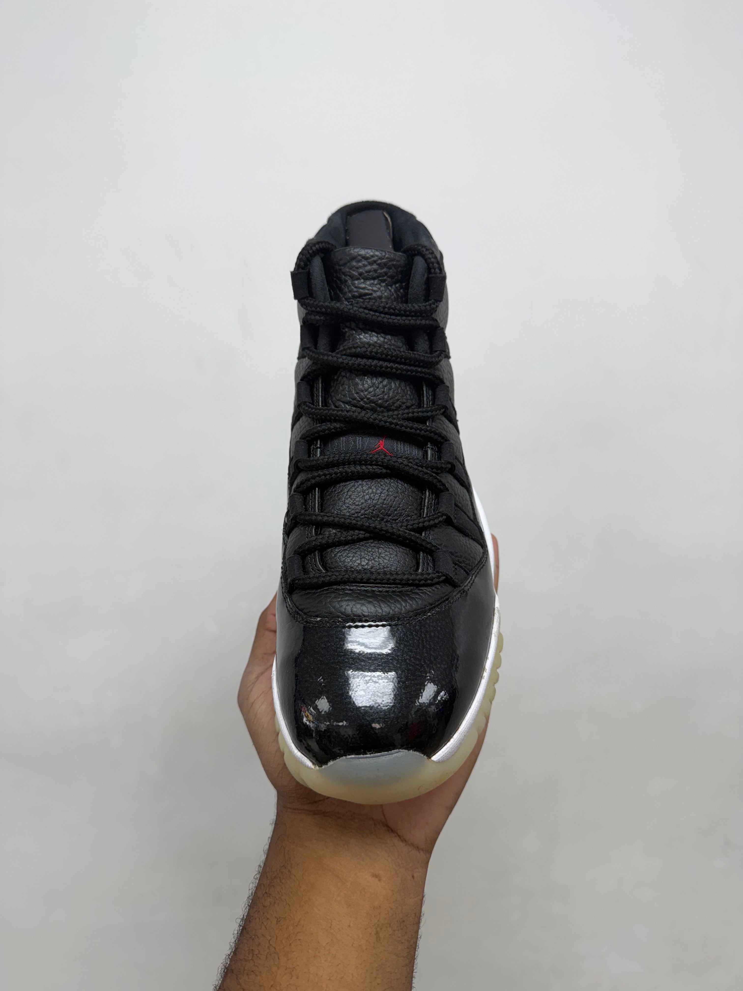 Jordan 11 72-10 Sneakers