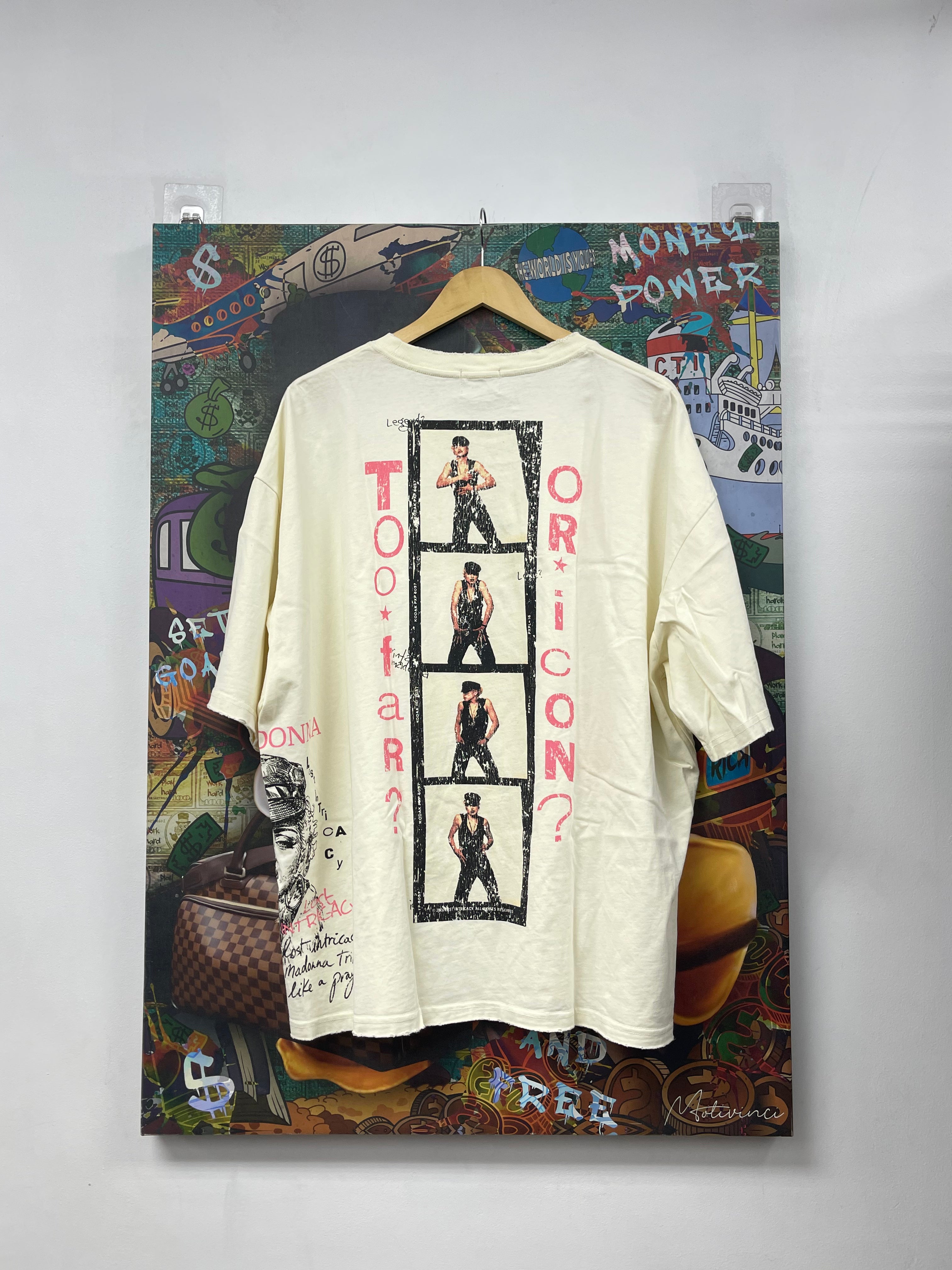 Lost Intricacy Cream Queen Of Pop Tee