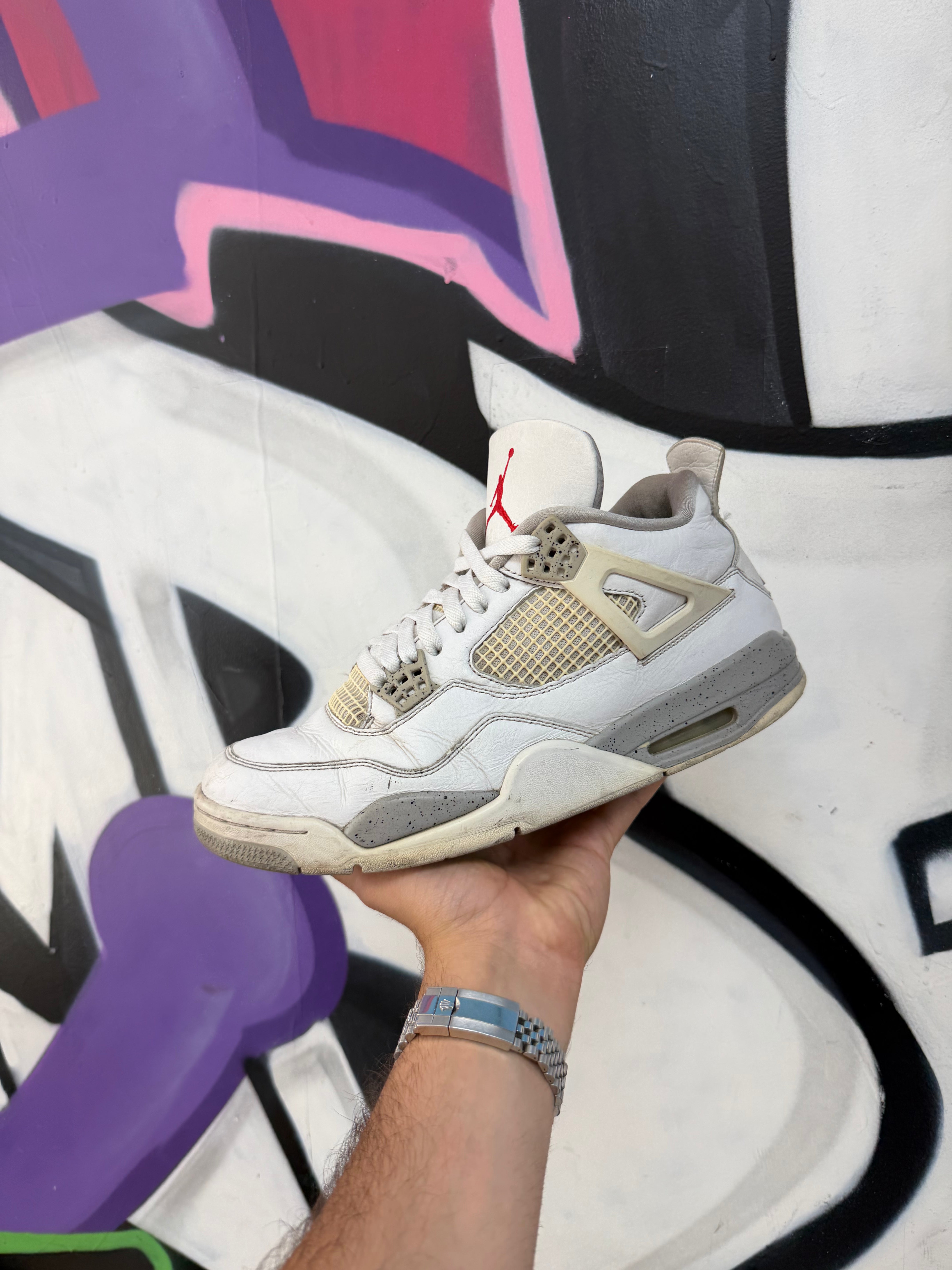 Jordan 4 White Oreo Sneakers