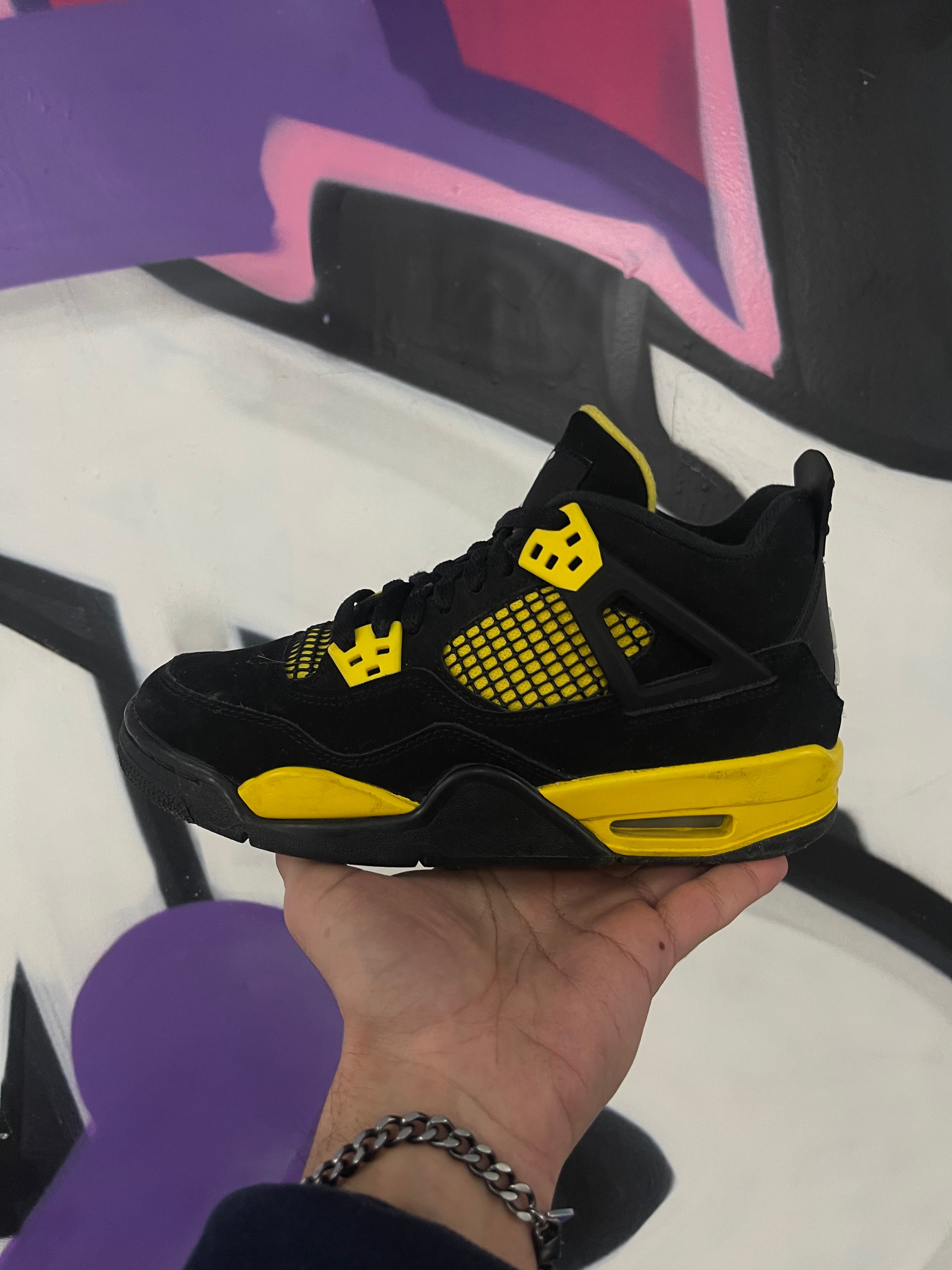 Jordan 4 Yellow Thunder Sneakers