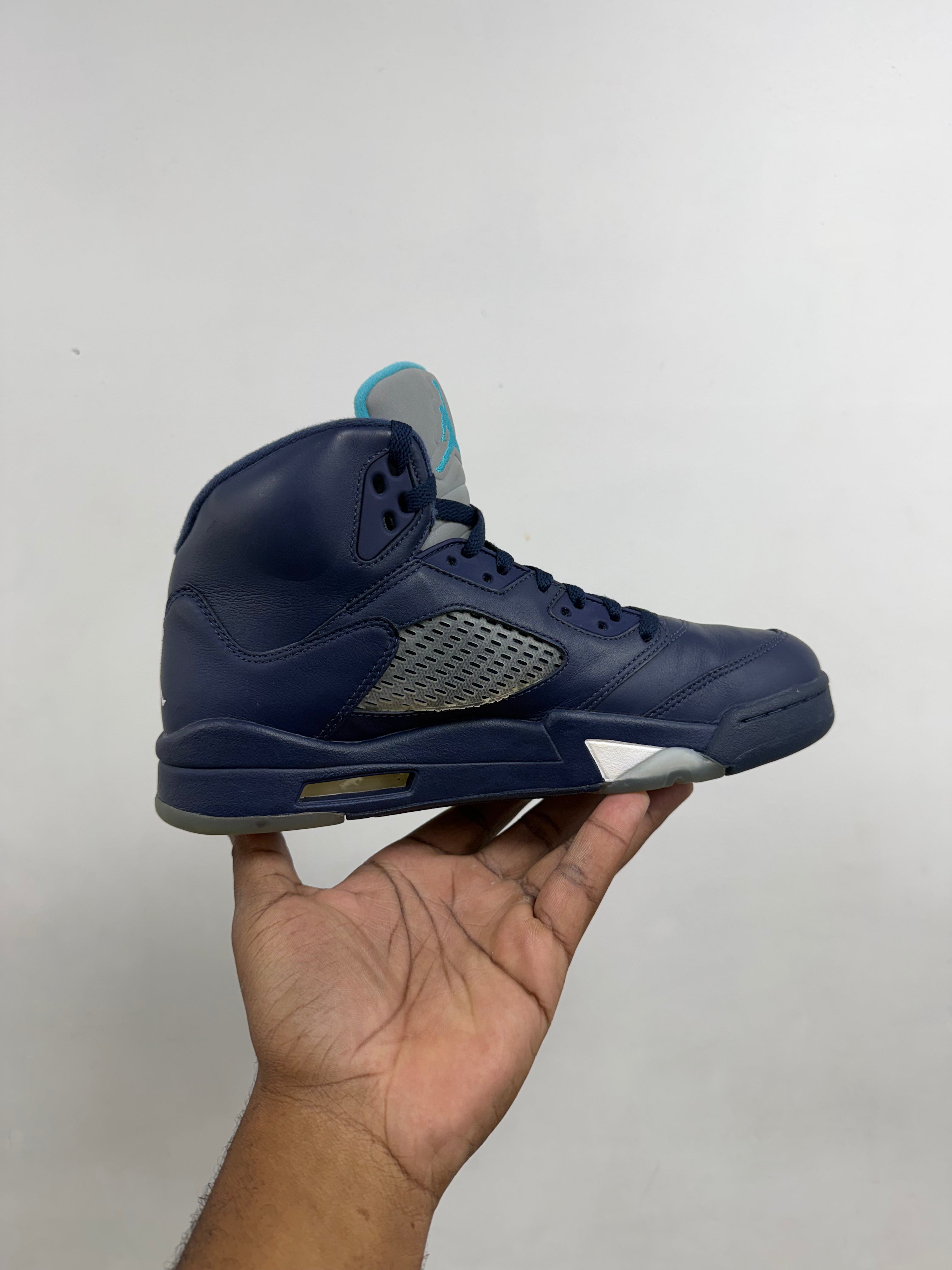 Jordan 5 Pre-Grape Sneakers