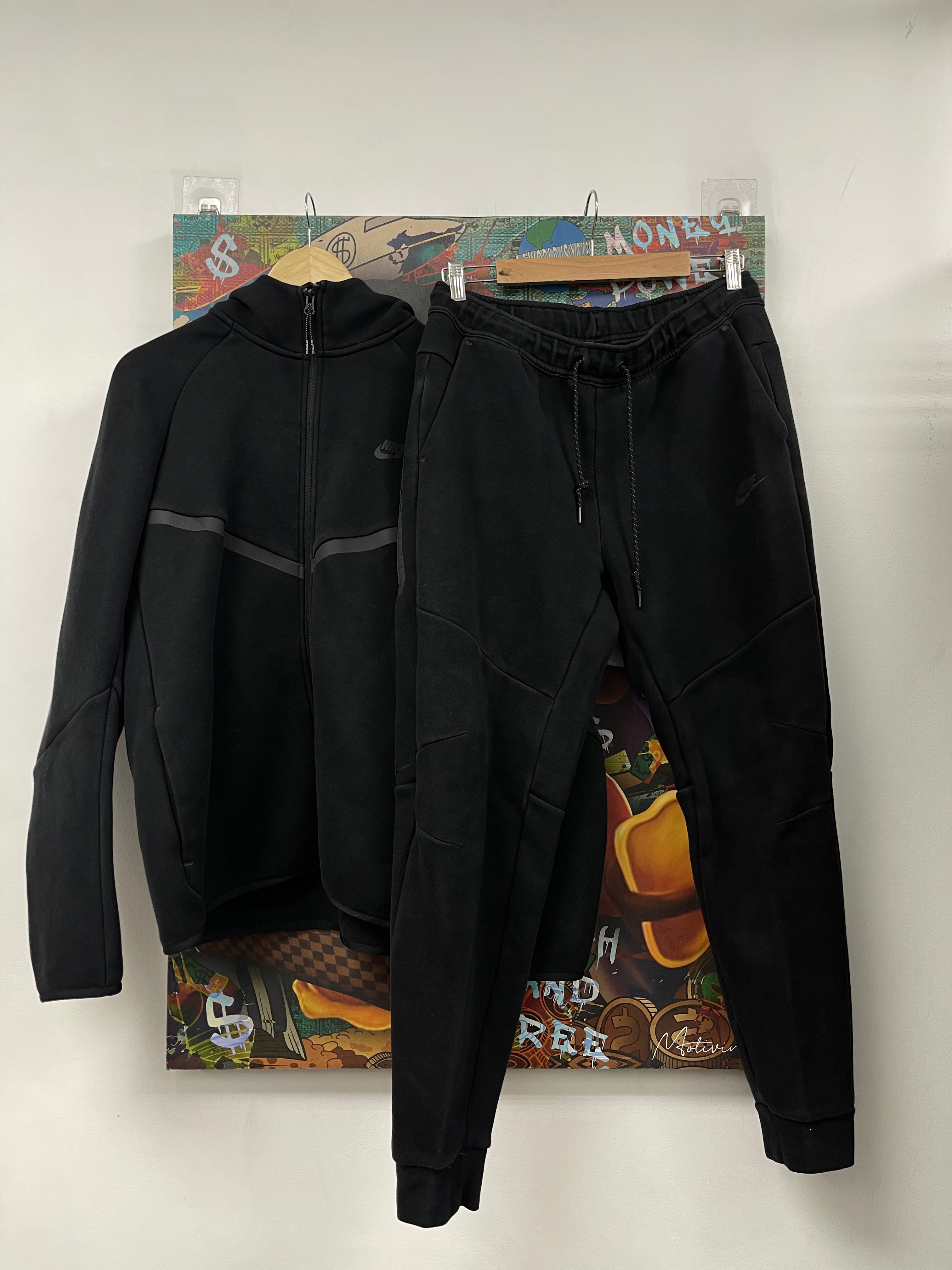 Nike Black Sweatsuit