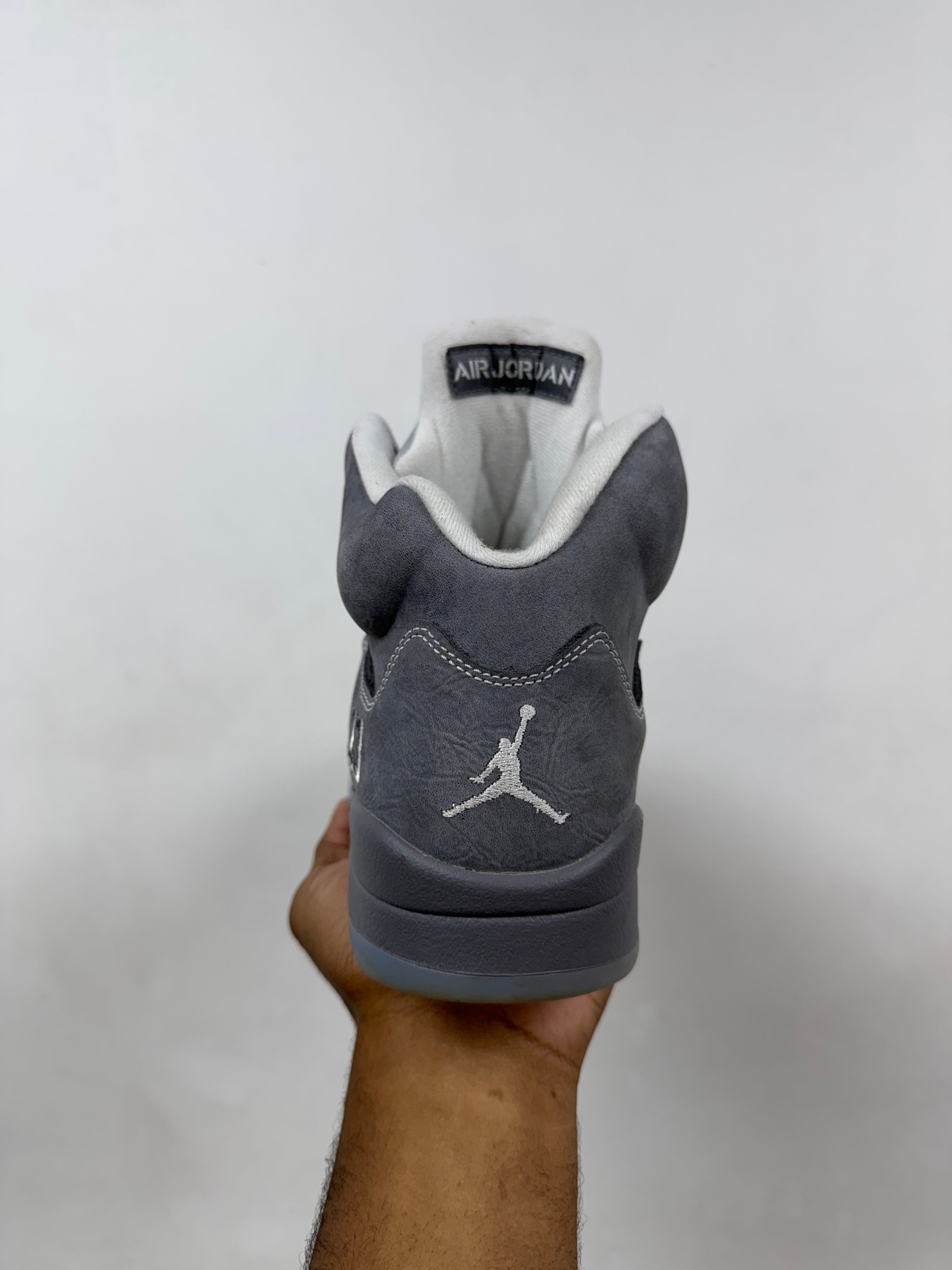 Jordan 5 Wolf Grey Sneakers