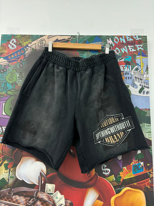 Vertabrae Shorts Black size:XL Used