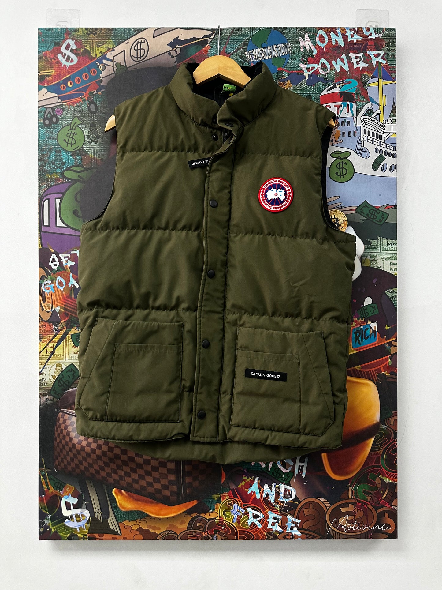 Canada Goose Vest Olive Used Medium
