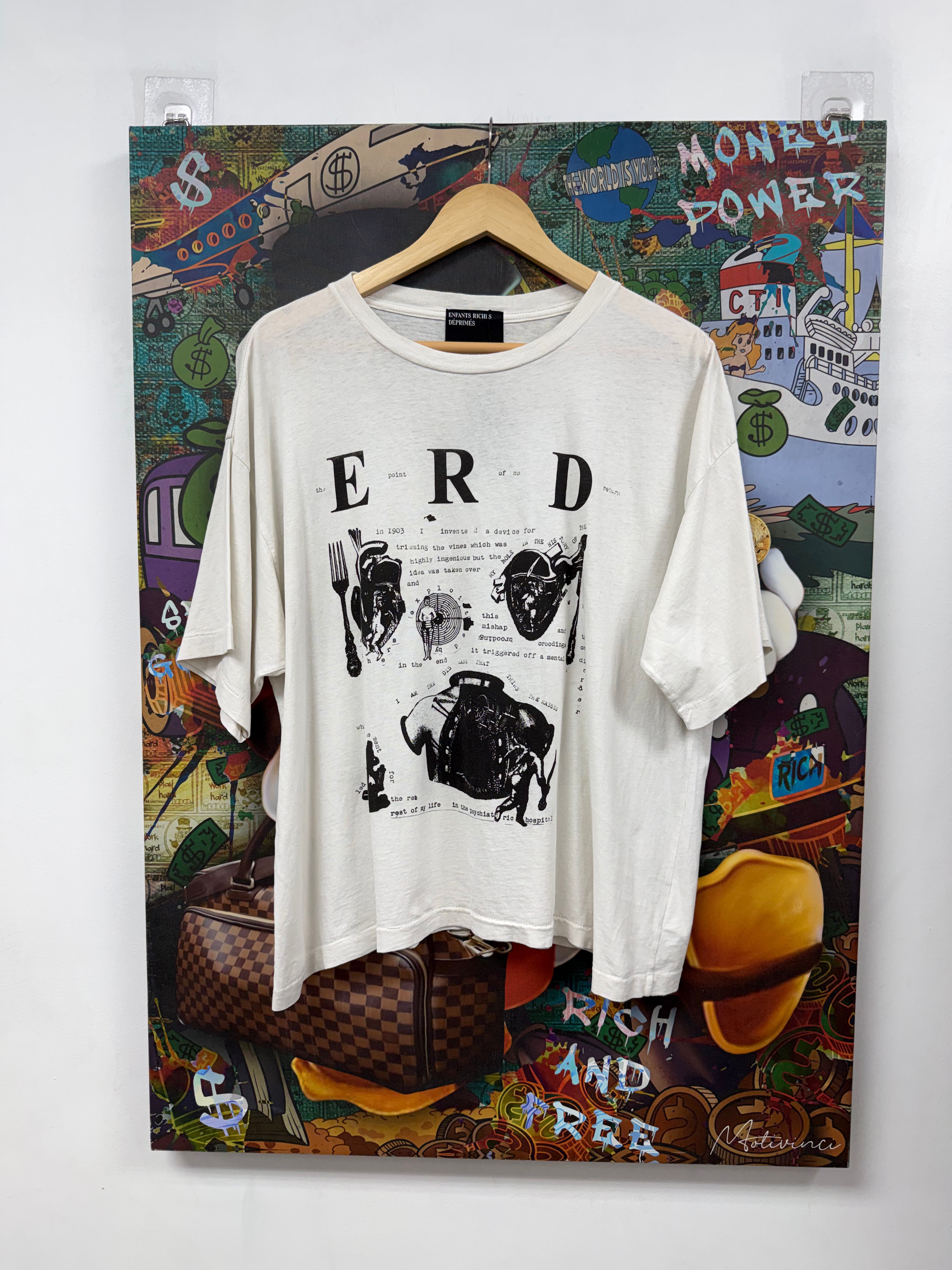 ENFANTS RICHES DÉPRIMÉS White My Role In War Tee