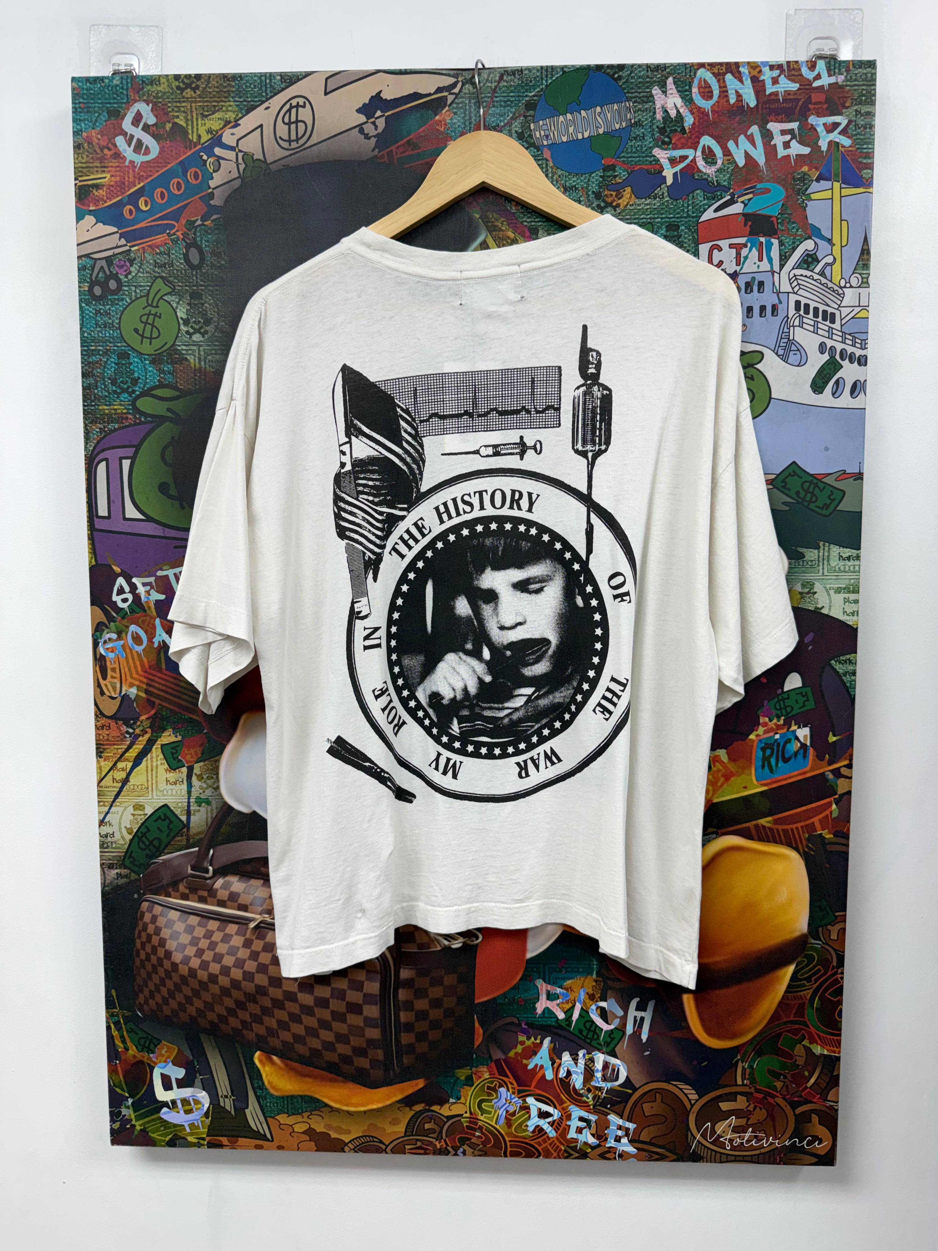 ENFANTS RICHES DÉPRIMÉS White My Role In War Tee