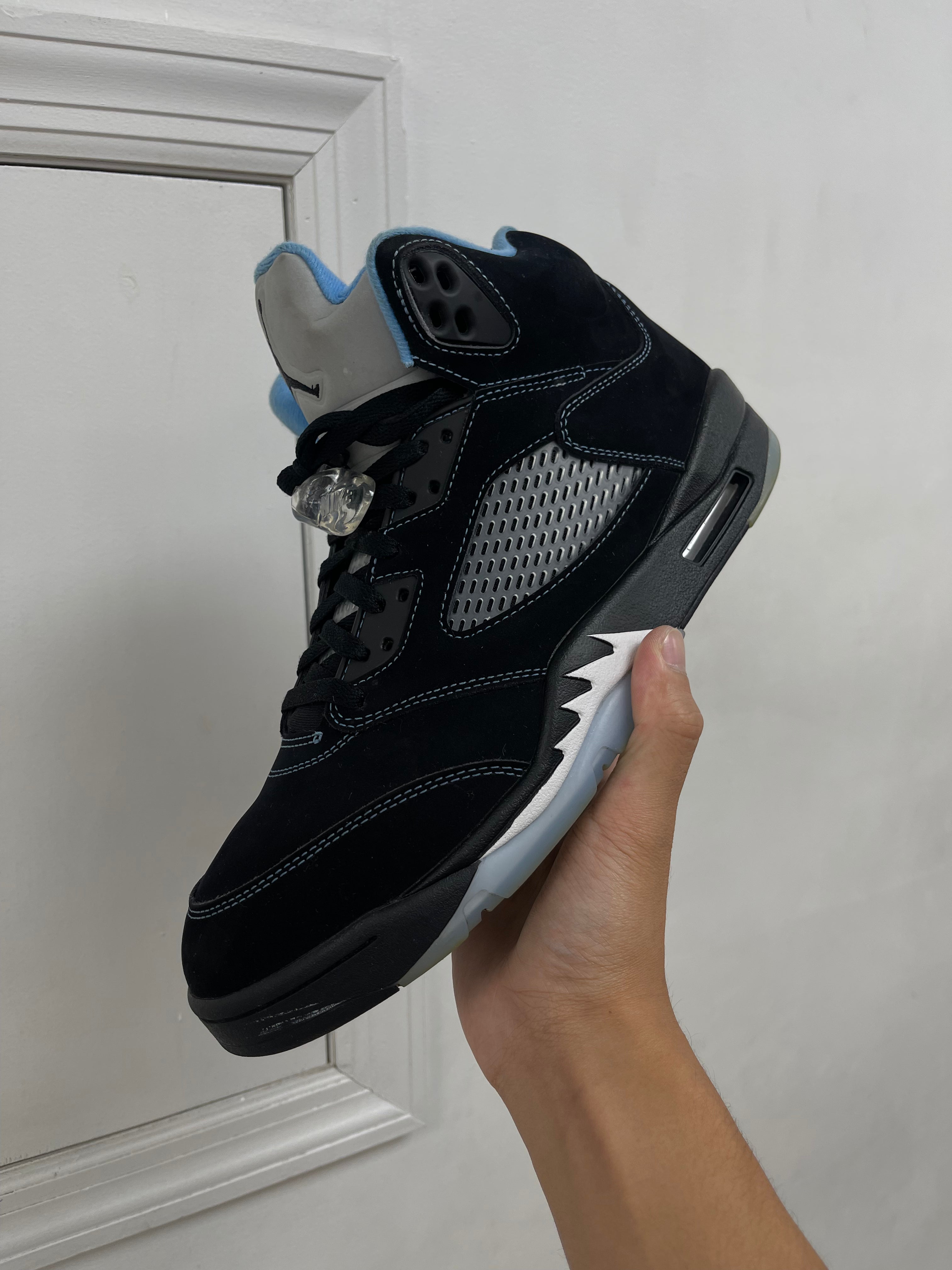 Jordan 5 University Blue Sneakers
