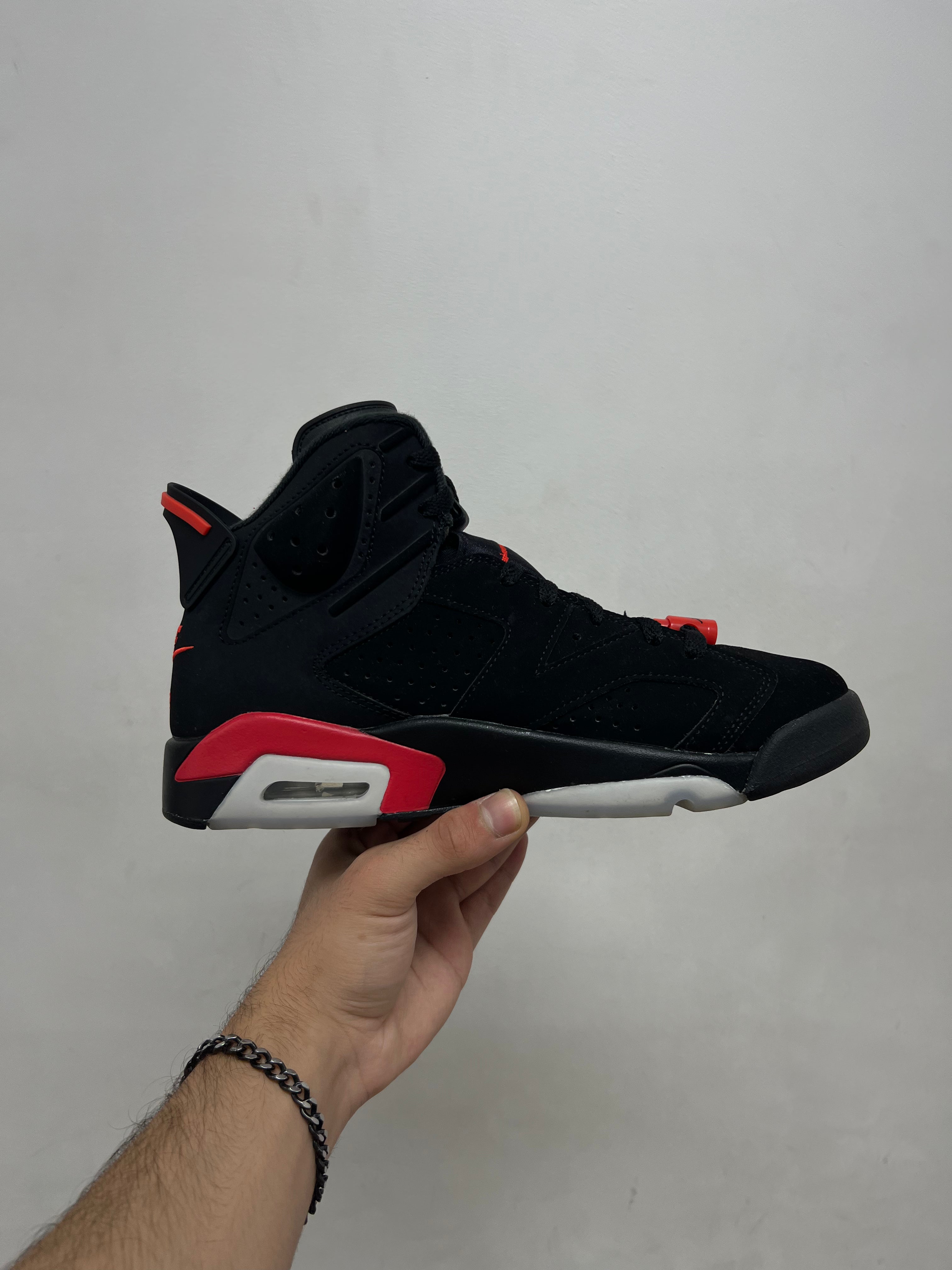 Jordan 6 Infrared Salesman Sneakers