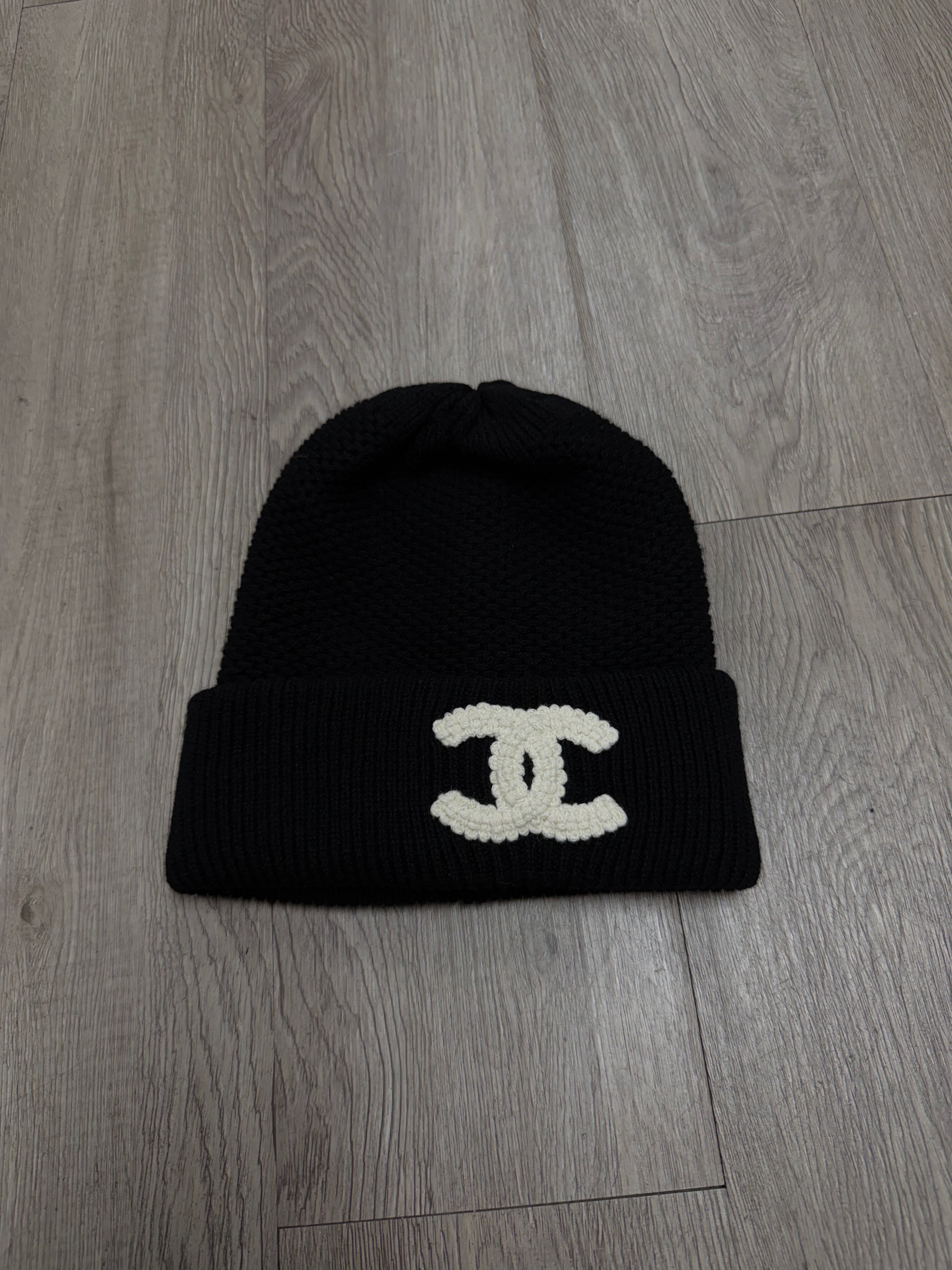Chanel Black White CC Cashmere Beanie