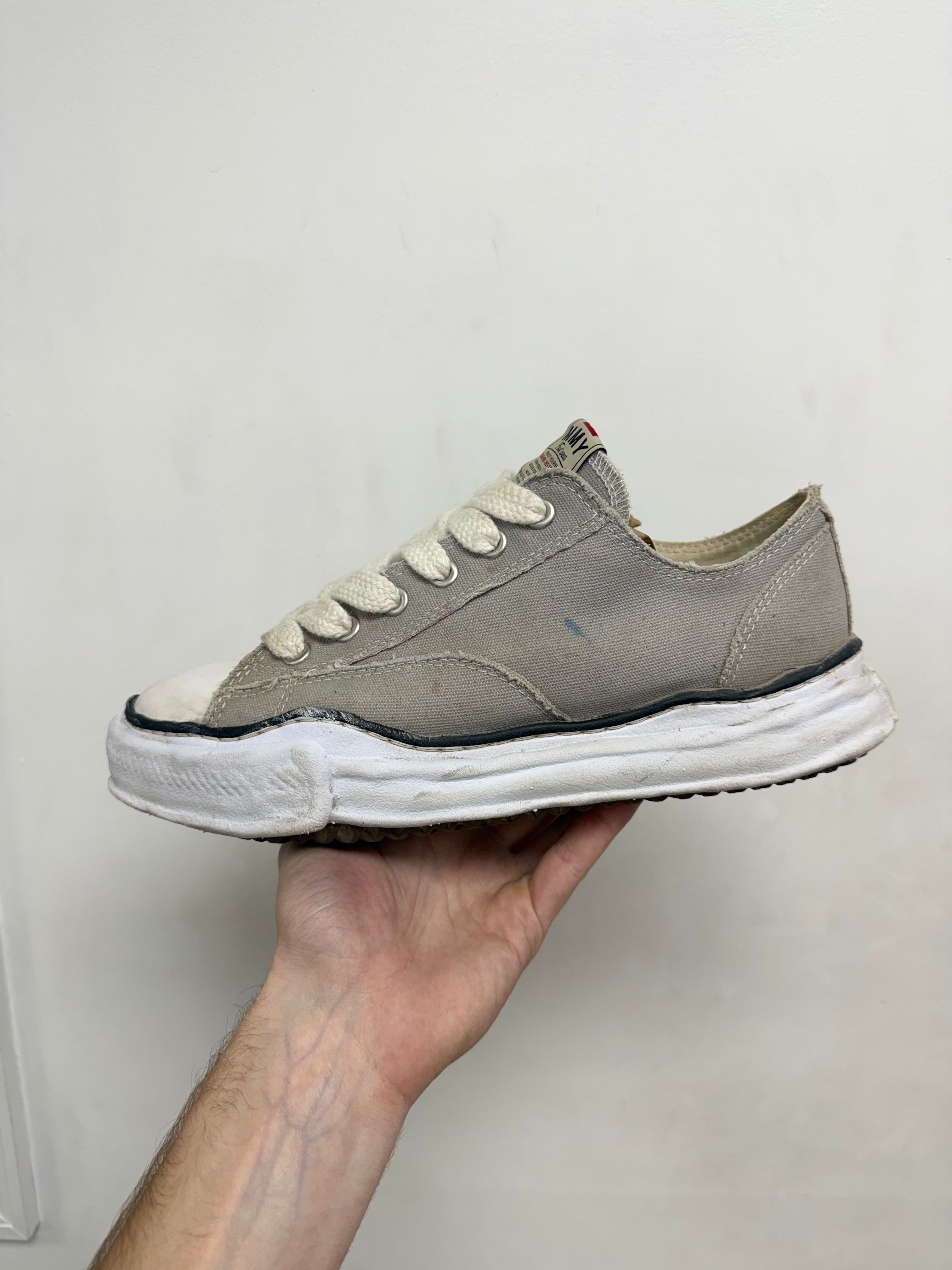 MMY Grey Wayne Sneakers