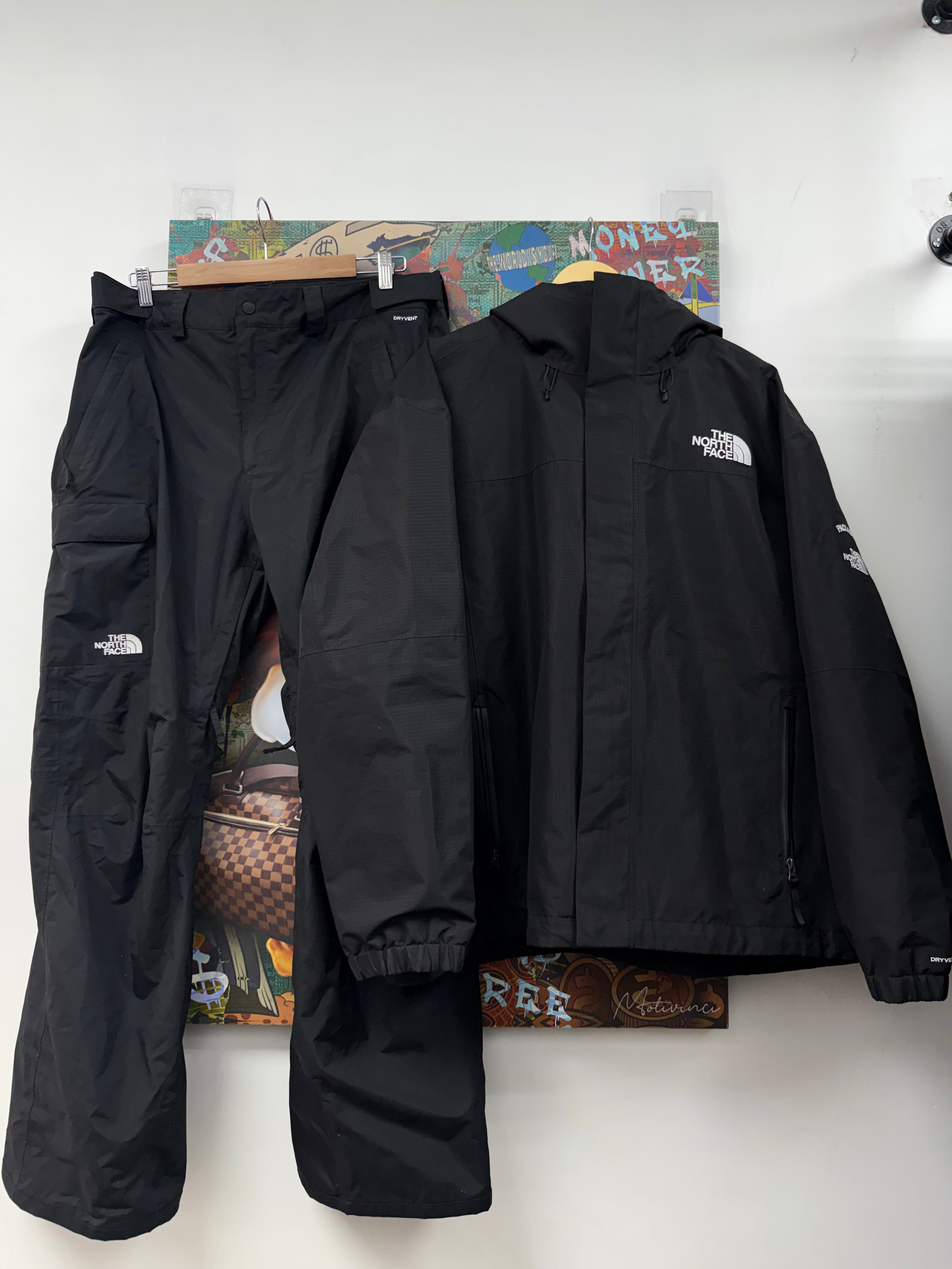 The North Face Black Ski Set