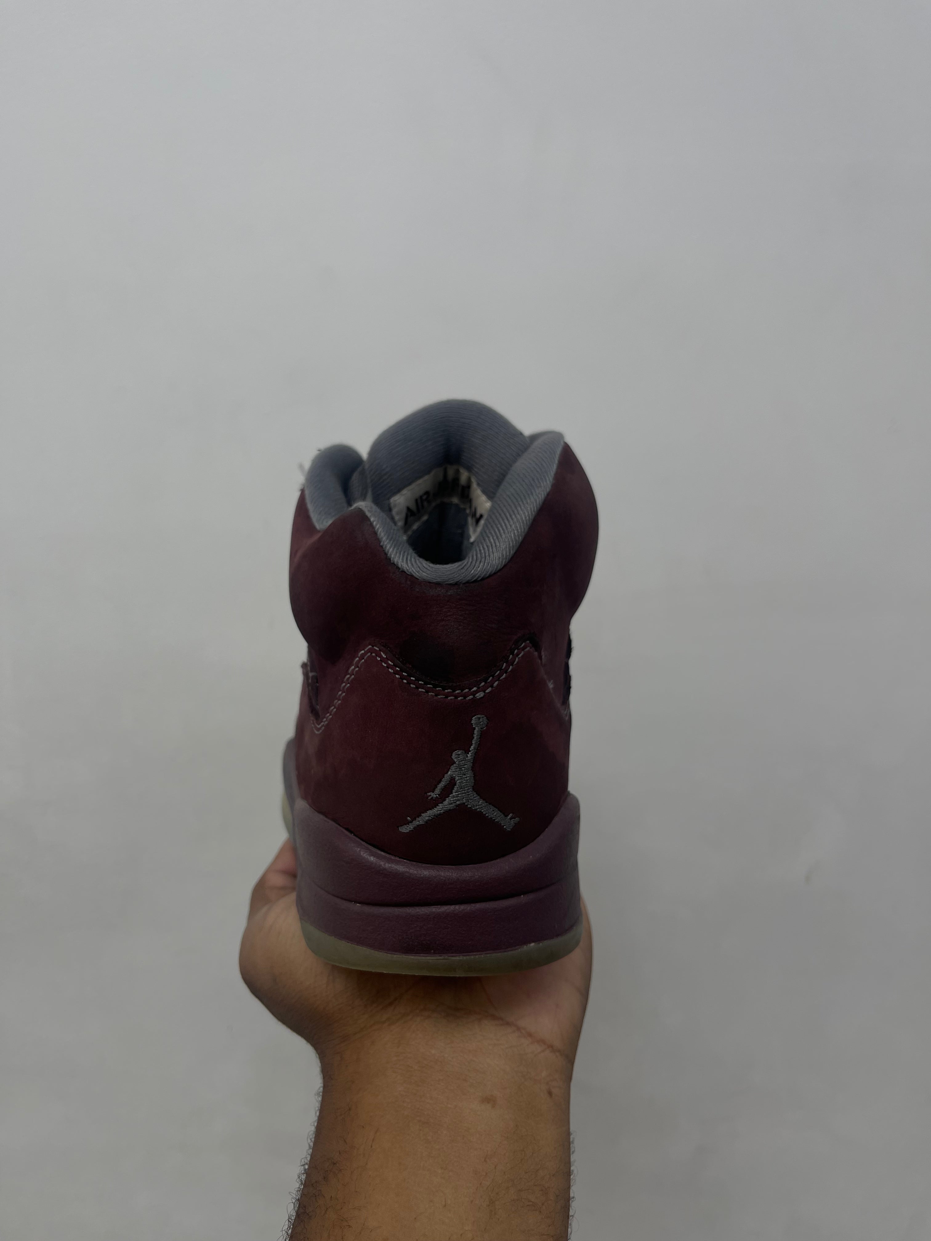 Jordan 5 Burgundy Sneakers