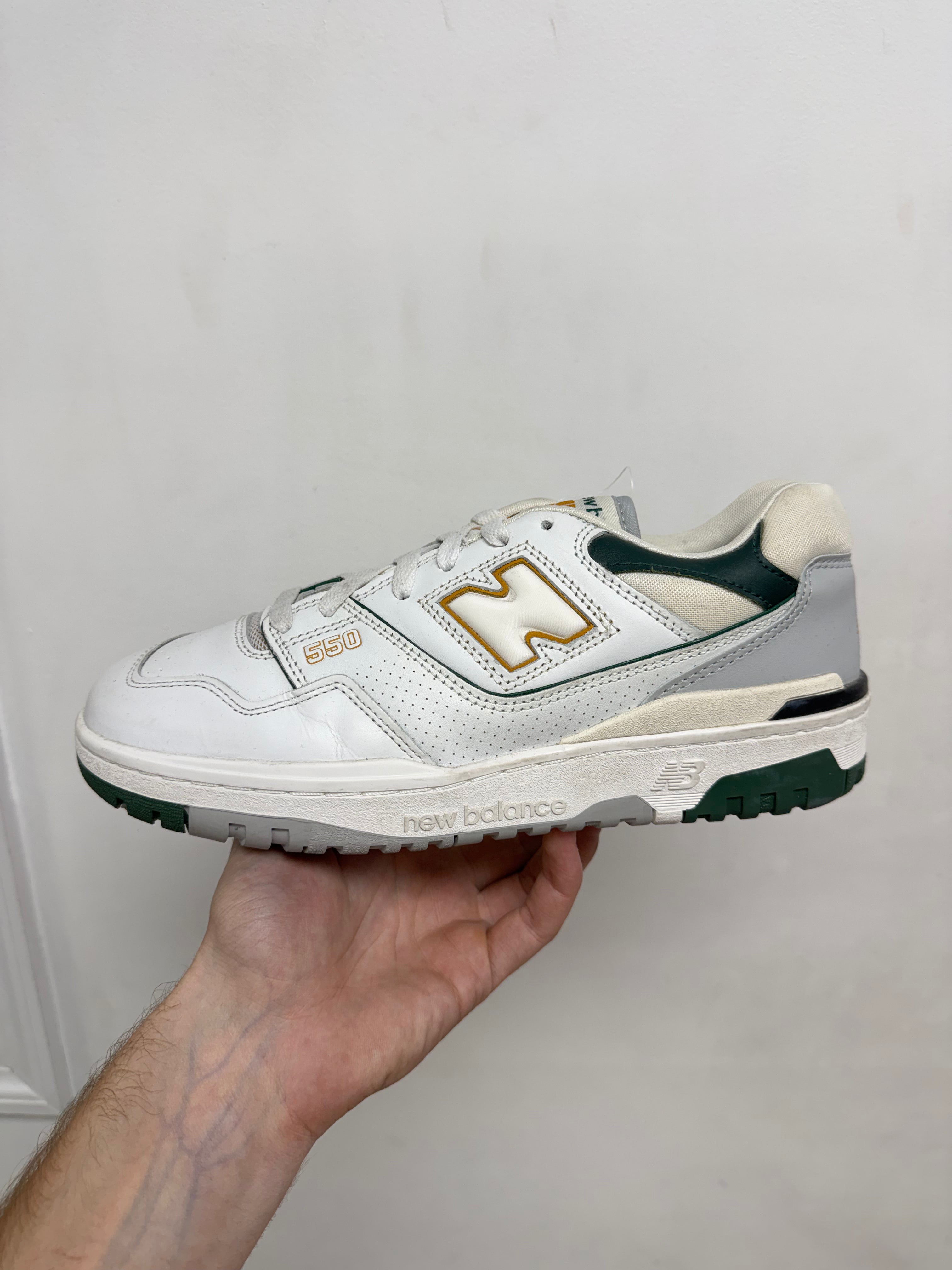 NB550 White Nightwatch Green Sneakers