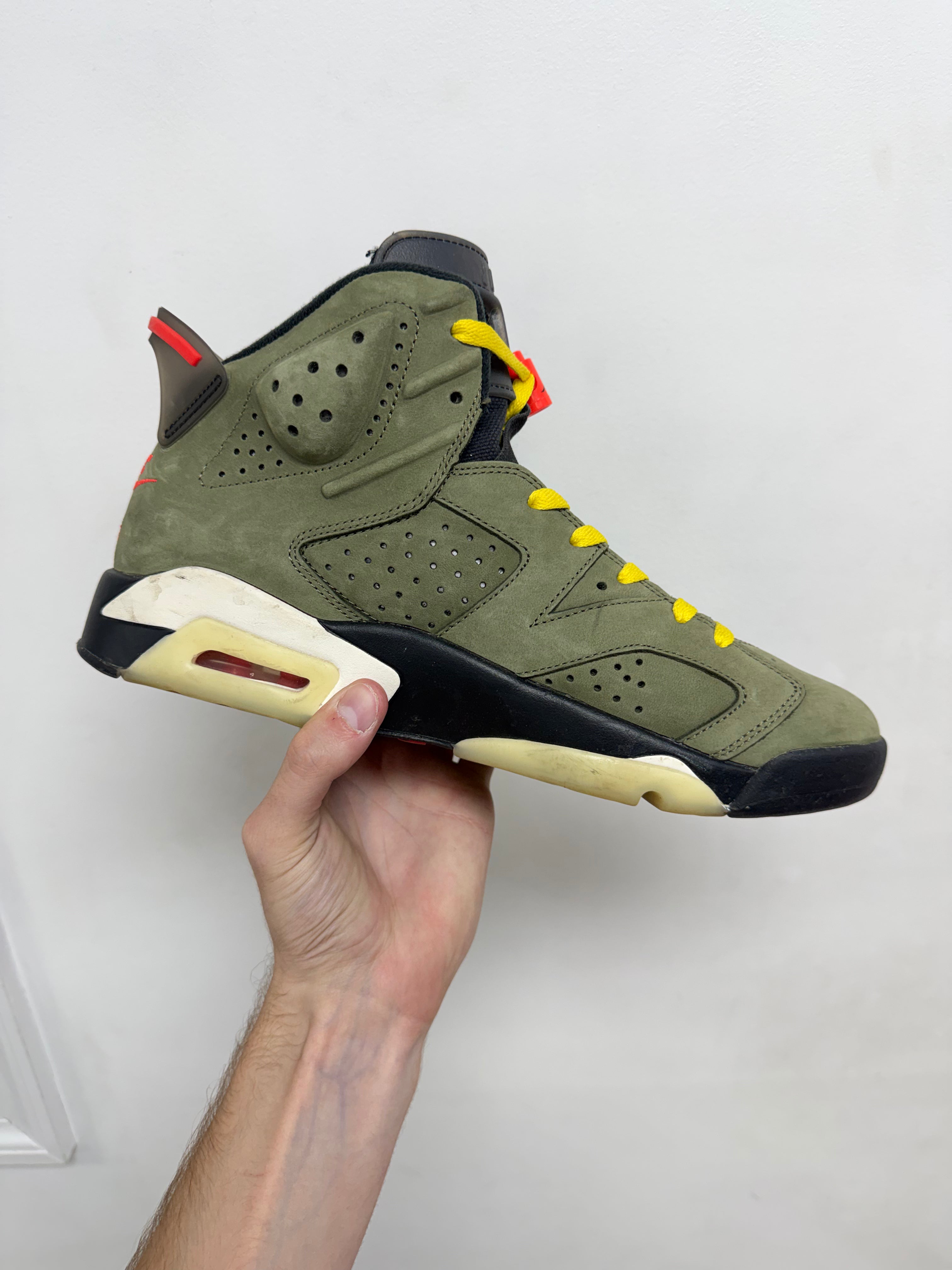 Jordan 6 Travis Scott Olive Sneakers