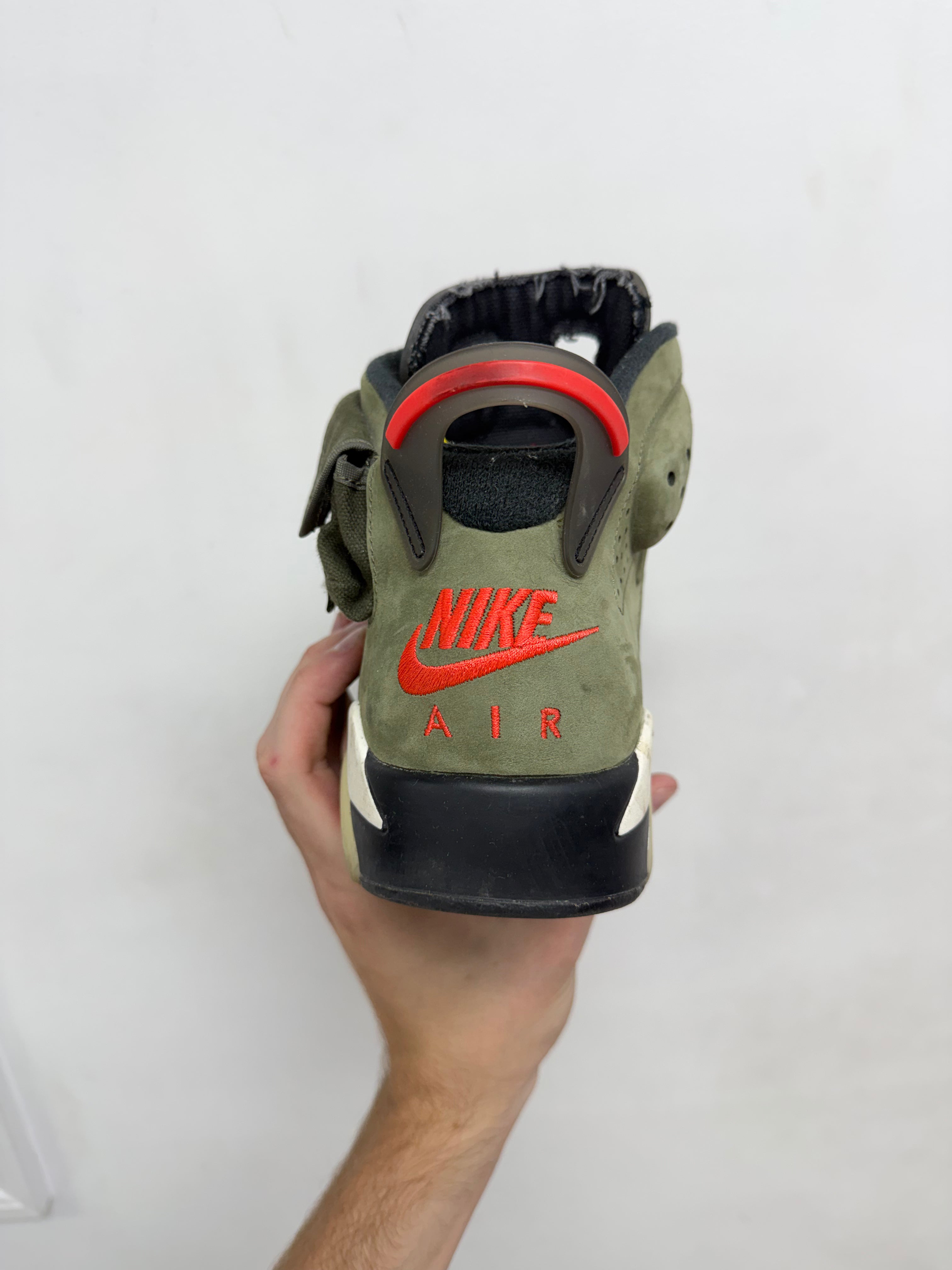 Jordan 6 Travis Scott Olive Sneakers