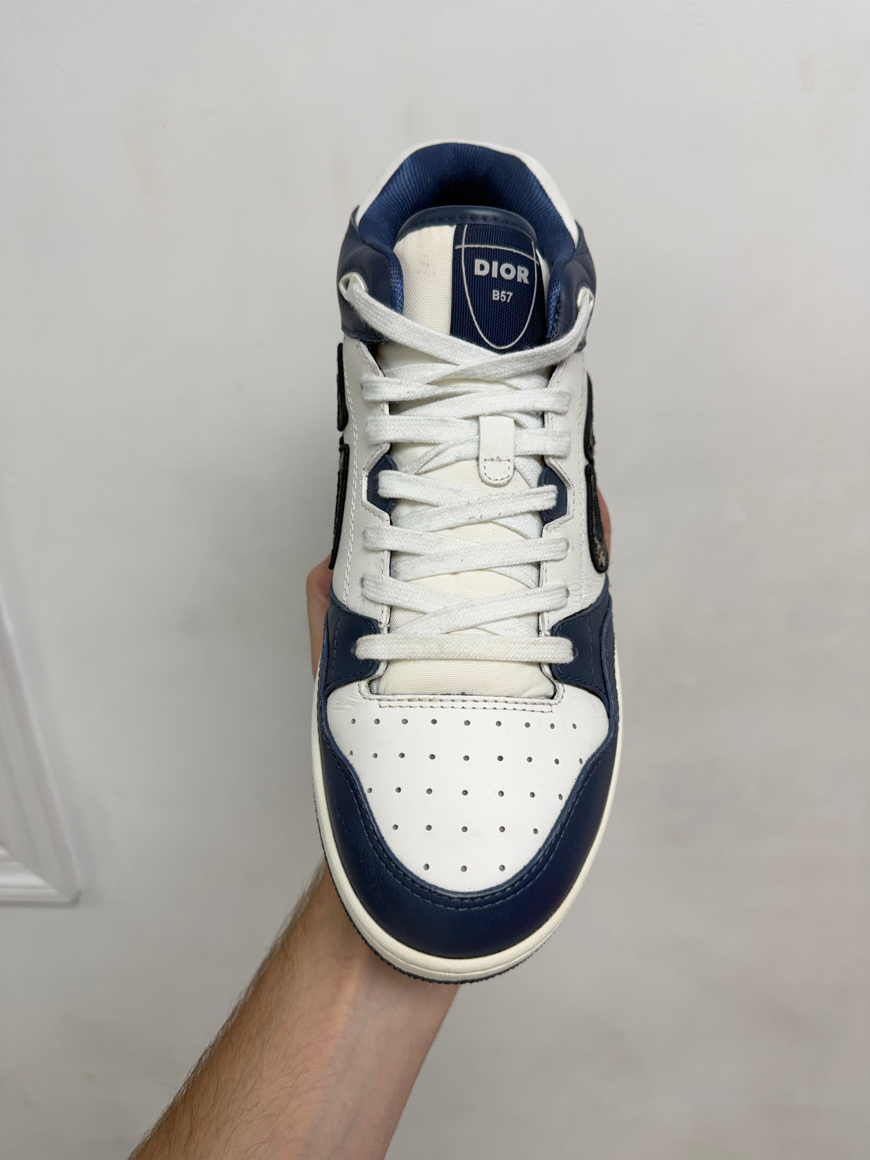Dior Navy CD B57 Sneakers