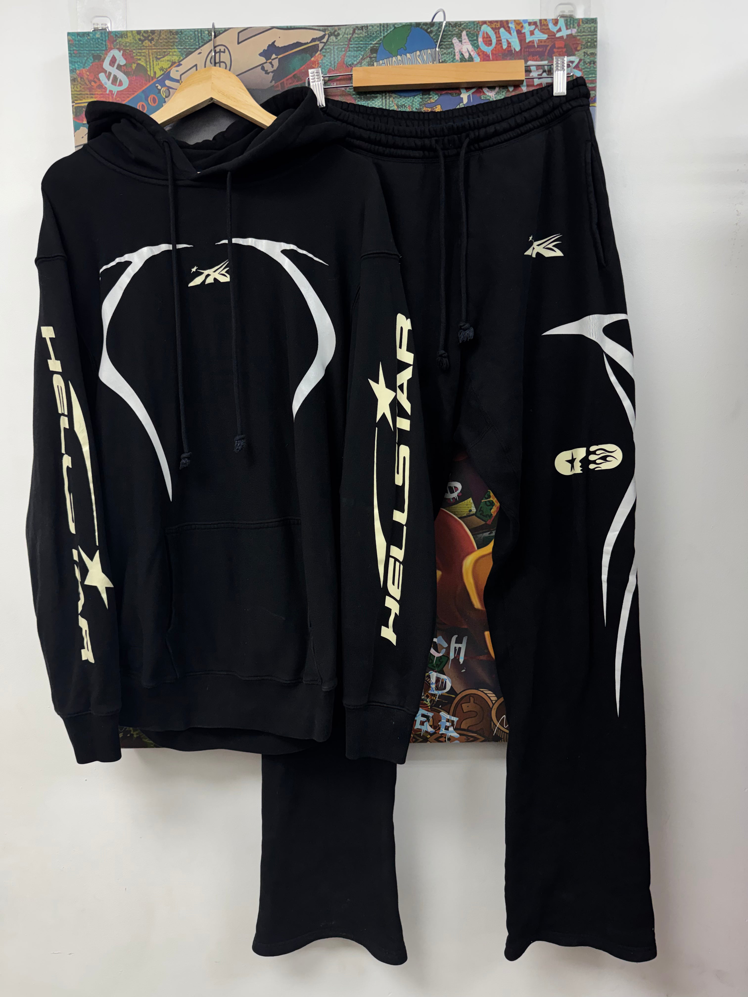 Hellstar Jet Black Gel Sport Logo Sweatsuit