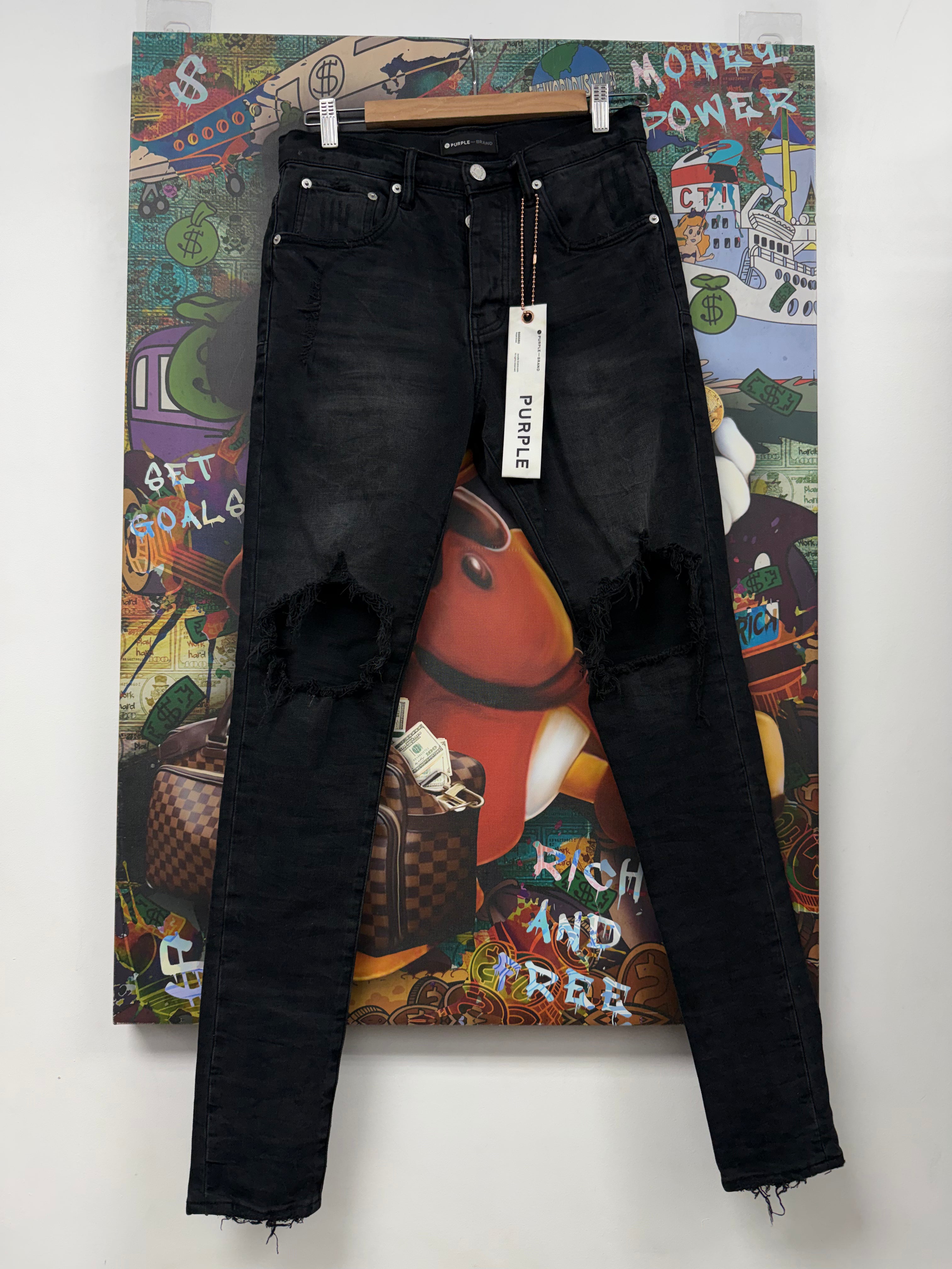 Purple Brand Black Knee Rip P002 Jeans