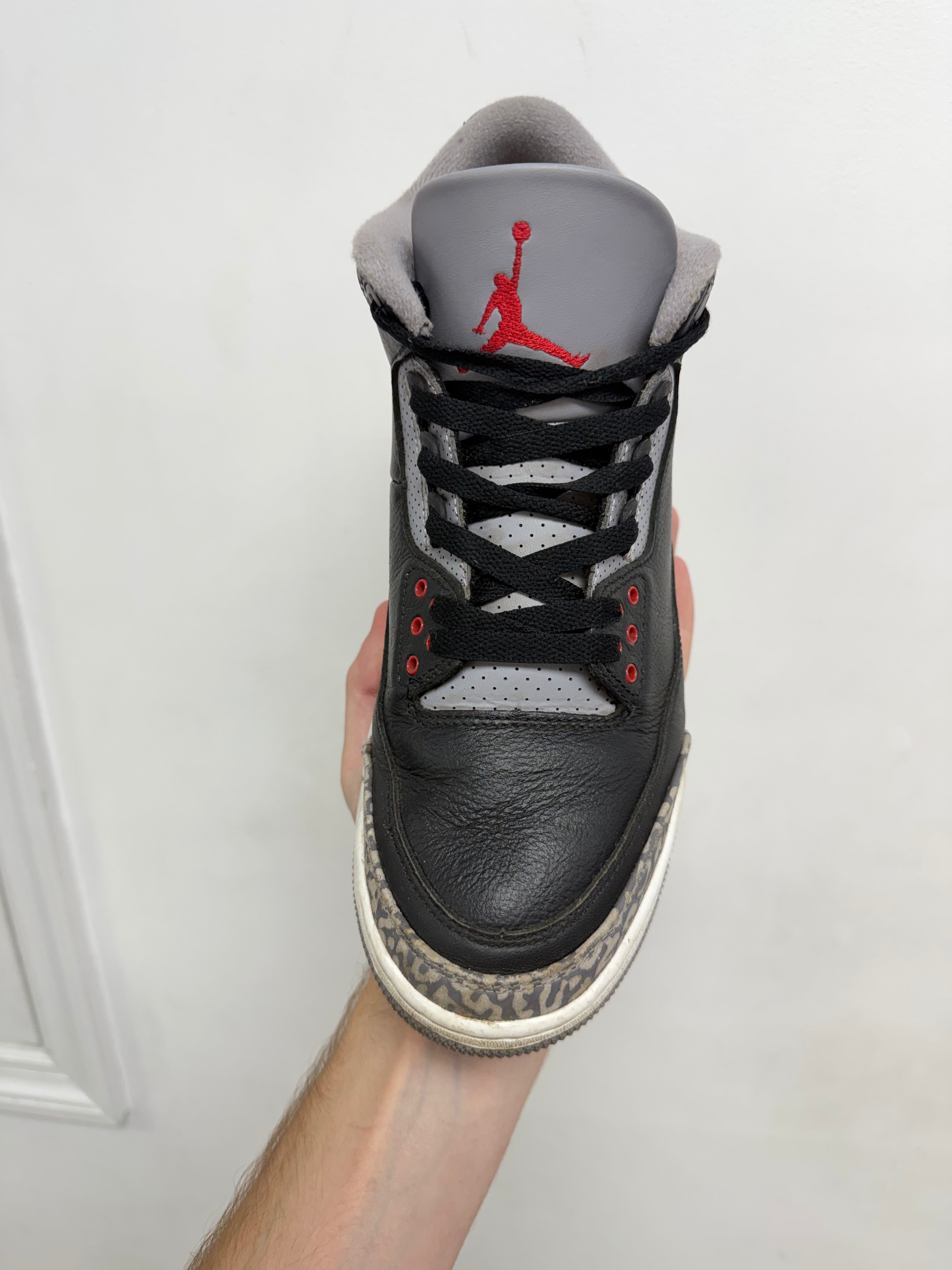 Jordan 3 Black Cement Sneakers