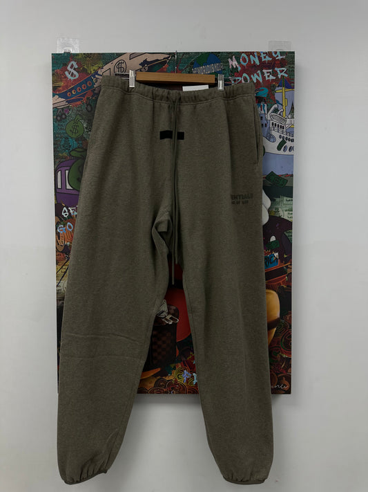 Essentials Sweats Taupe New XL