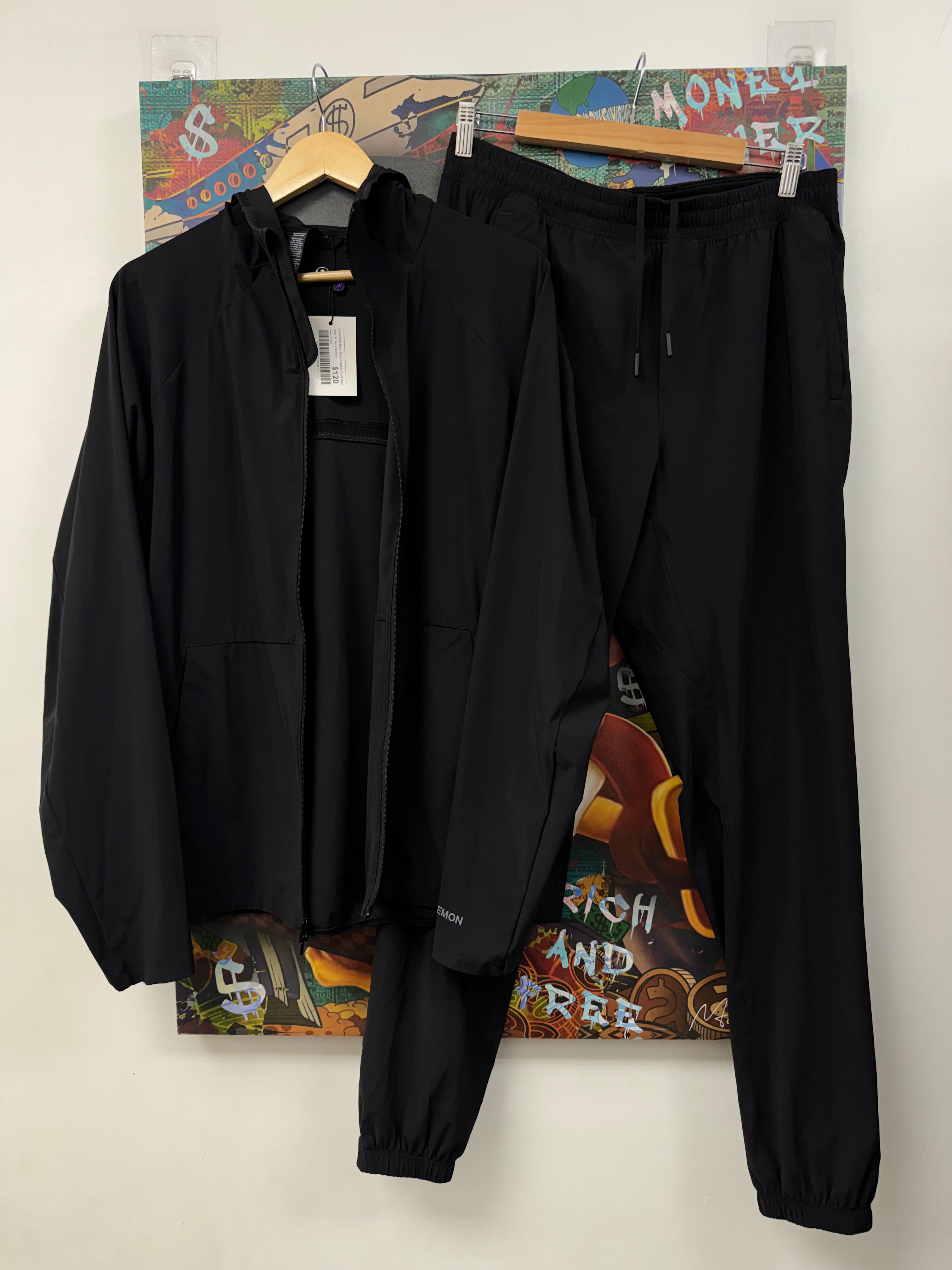 Lululemon Black Pace Breaker Track Suit (BROKEN ZIPPER)